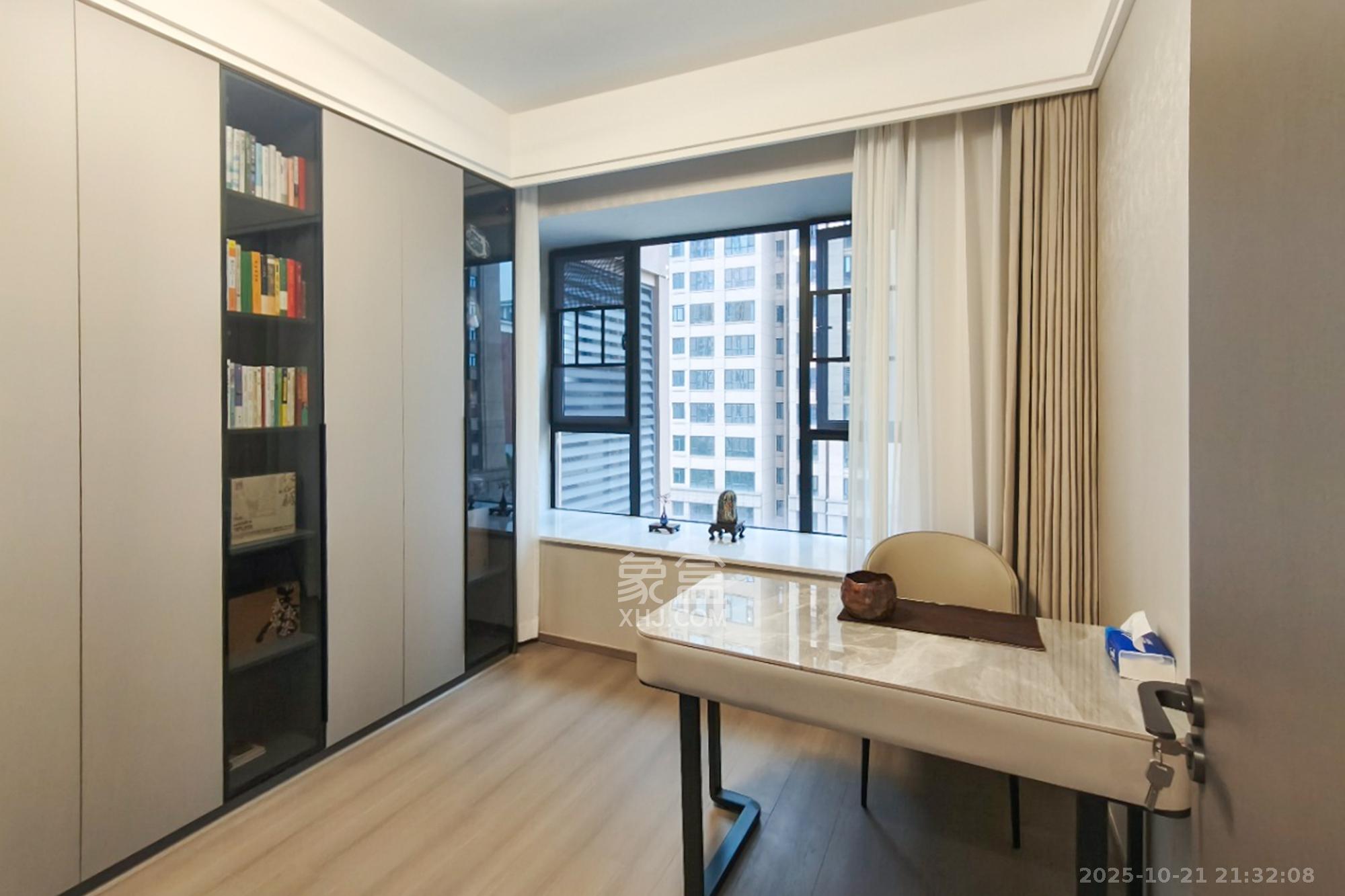 长房星昇公馆  4室2厅2卫    220.0万卧室