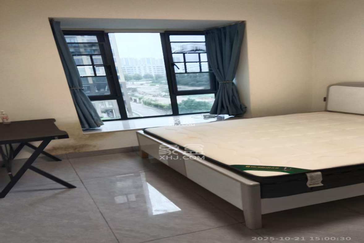 金南家园三期 3室2厅2卫 2500.0元/月 金南家园三期 3室2厅2卫 2500.0元/月室内图