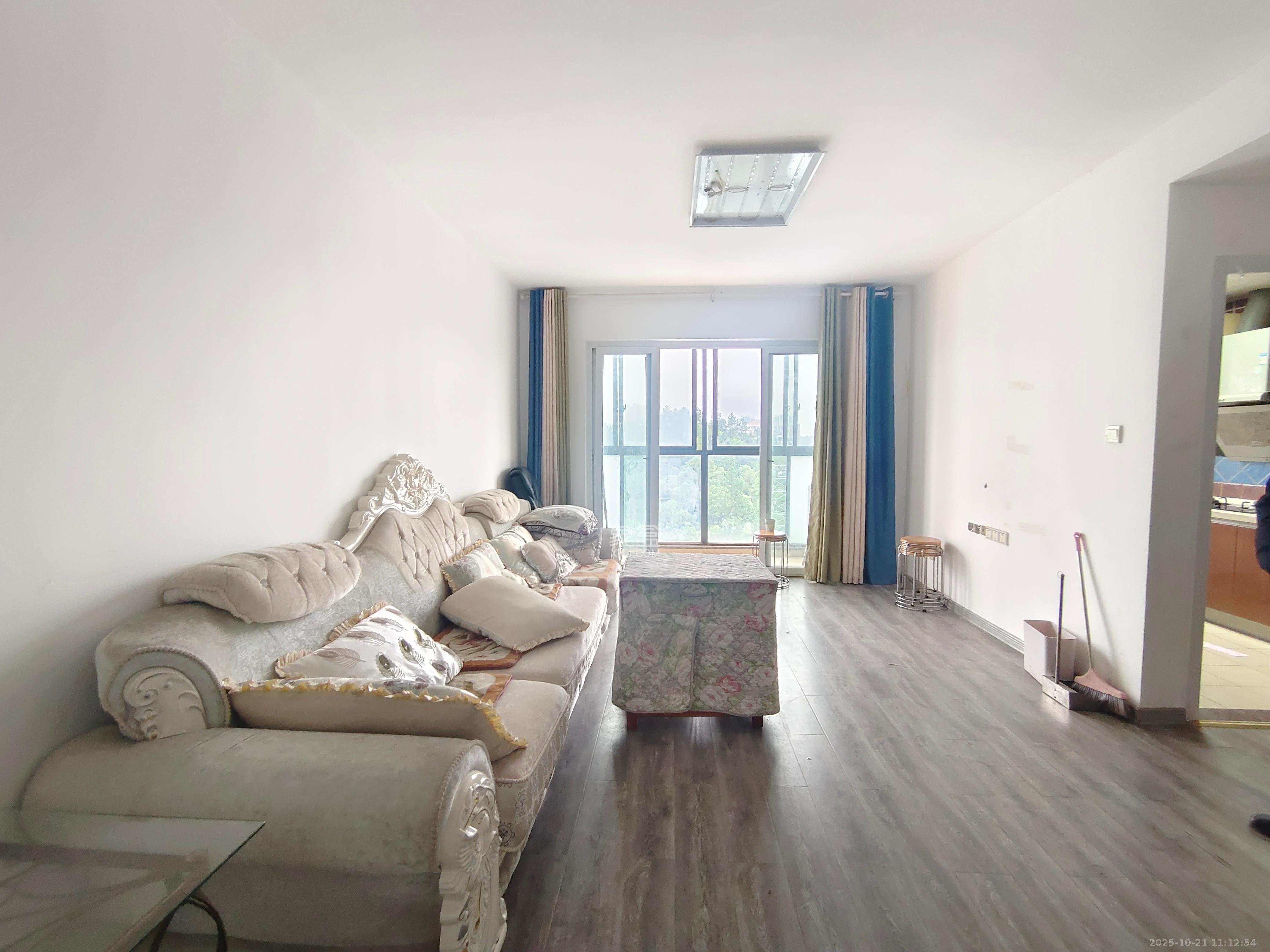 联美品格  2室1厅1卫    1700.0元/月 联美品格  2室1厅1卫    1700.0元/月