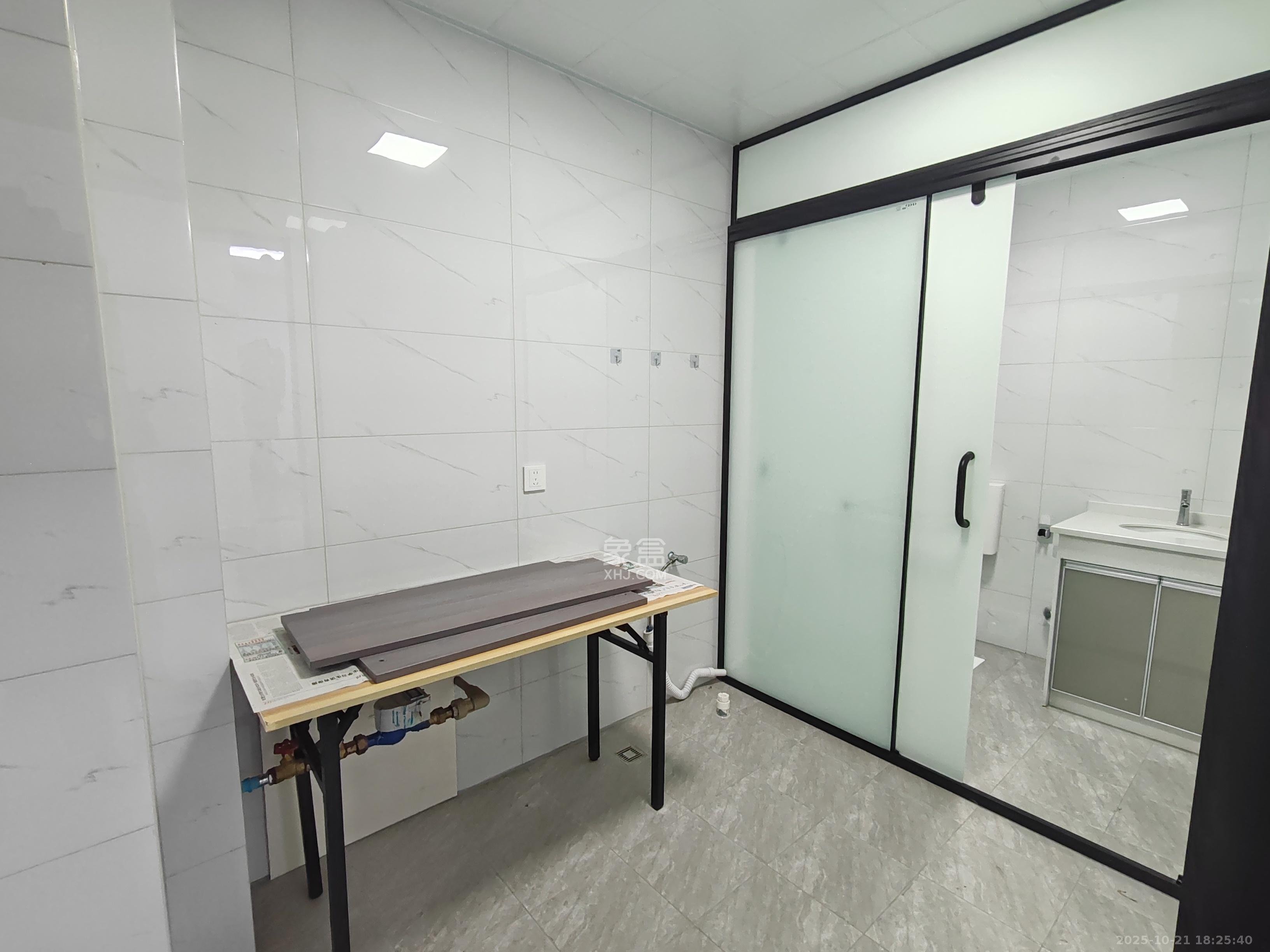 广大商务大厦  1室1厅1卫    3880.0元/月室内图