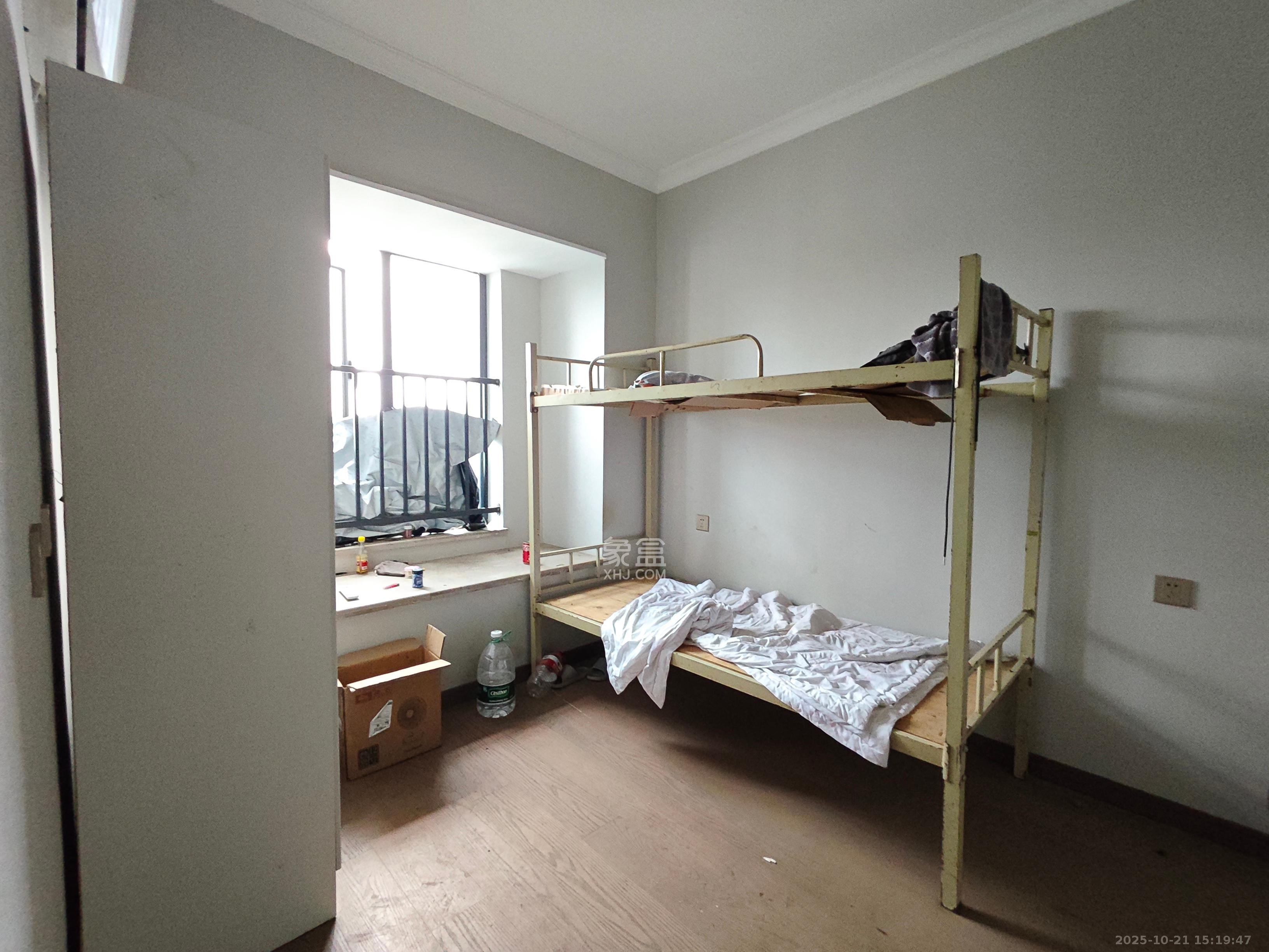 梦想麓隐天境  4室2厅2卫    3500.0元/月室内图