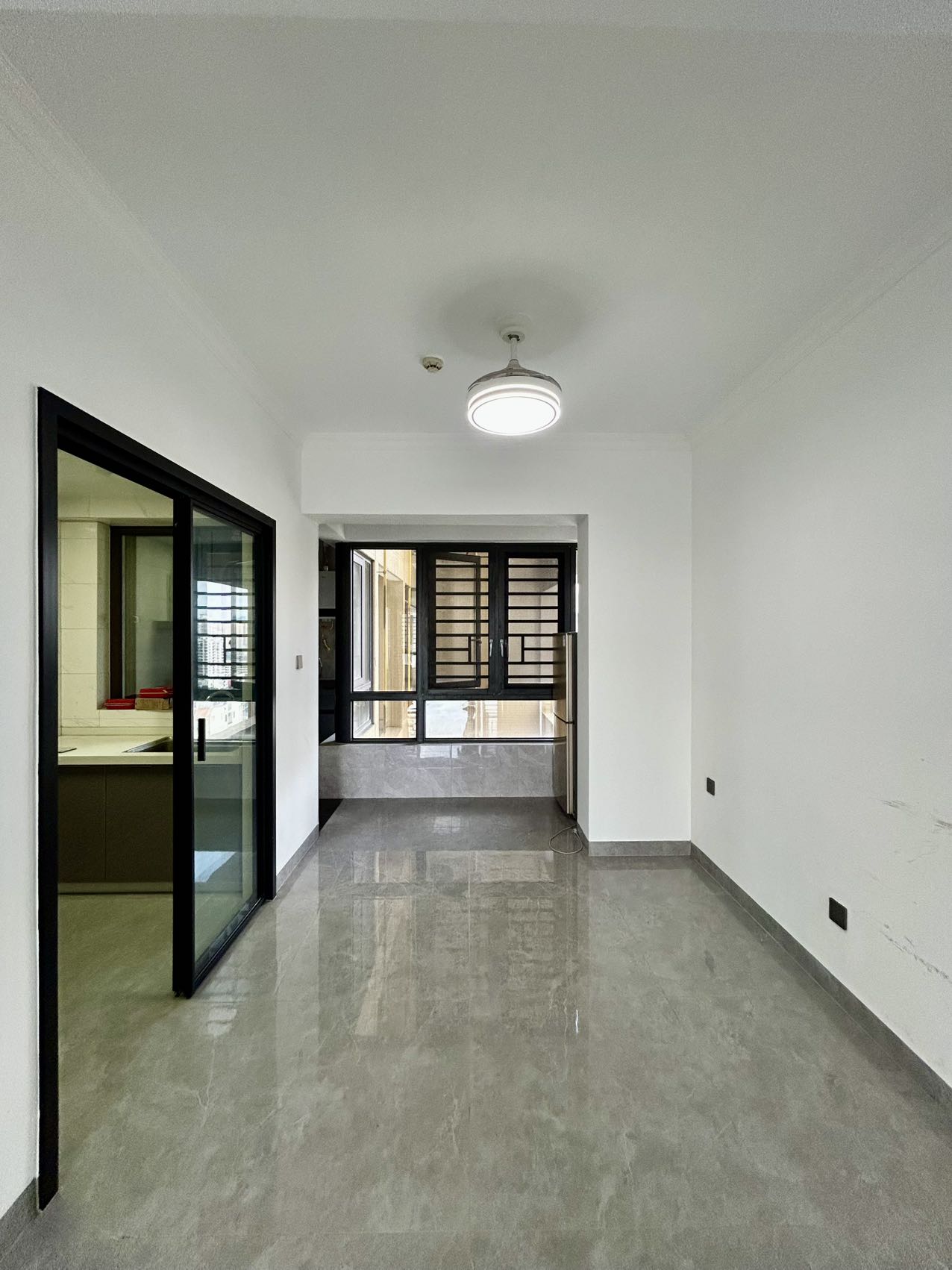 金城新天地  3室2厅1卫    3700.0元/月室内图