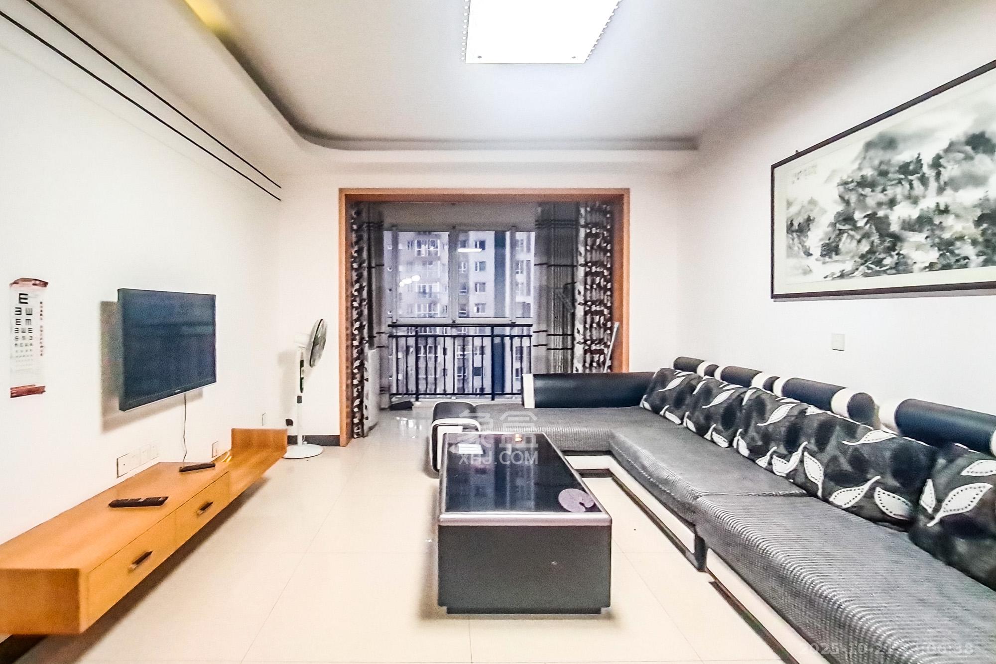 万国城（当代满庭春MOMA）二期  2室2厅1卫    68.0万