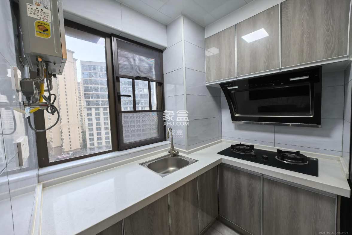 福晟钱隆国际(晟冉景苑)  1室0厅0卫    1600.0元/月 福晟钱隆国际(晟冉景苑)  1室0厅0卫    1600.0元/月室内图