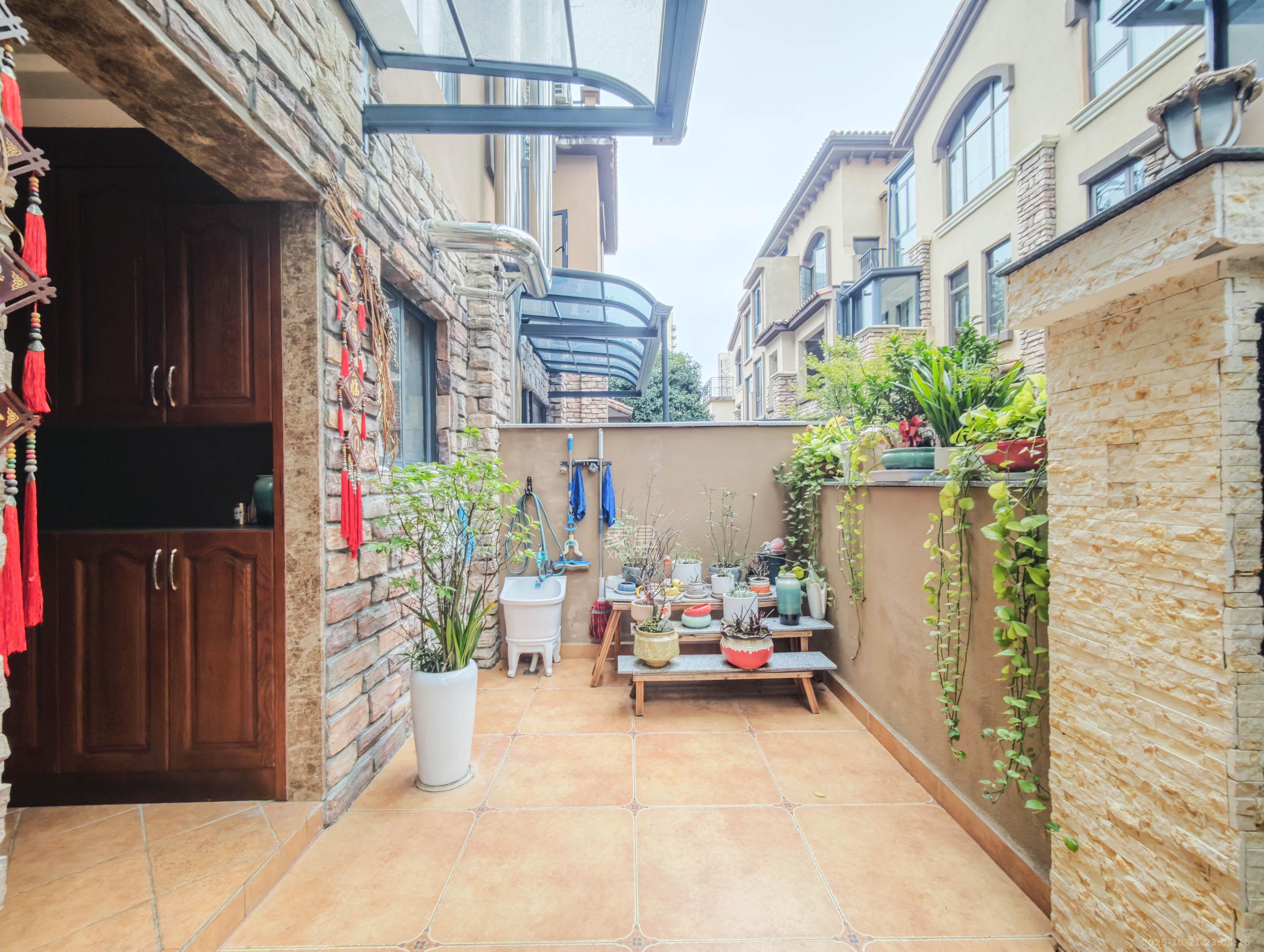 保利城(中航城国际社区、郡原美村)  4室2厅2卫    328.0万 保利城(中航城国际社区、郡原美村)  4室2厅2卫    328.0万其他