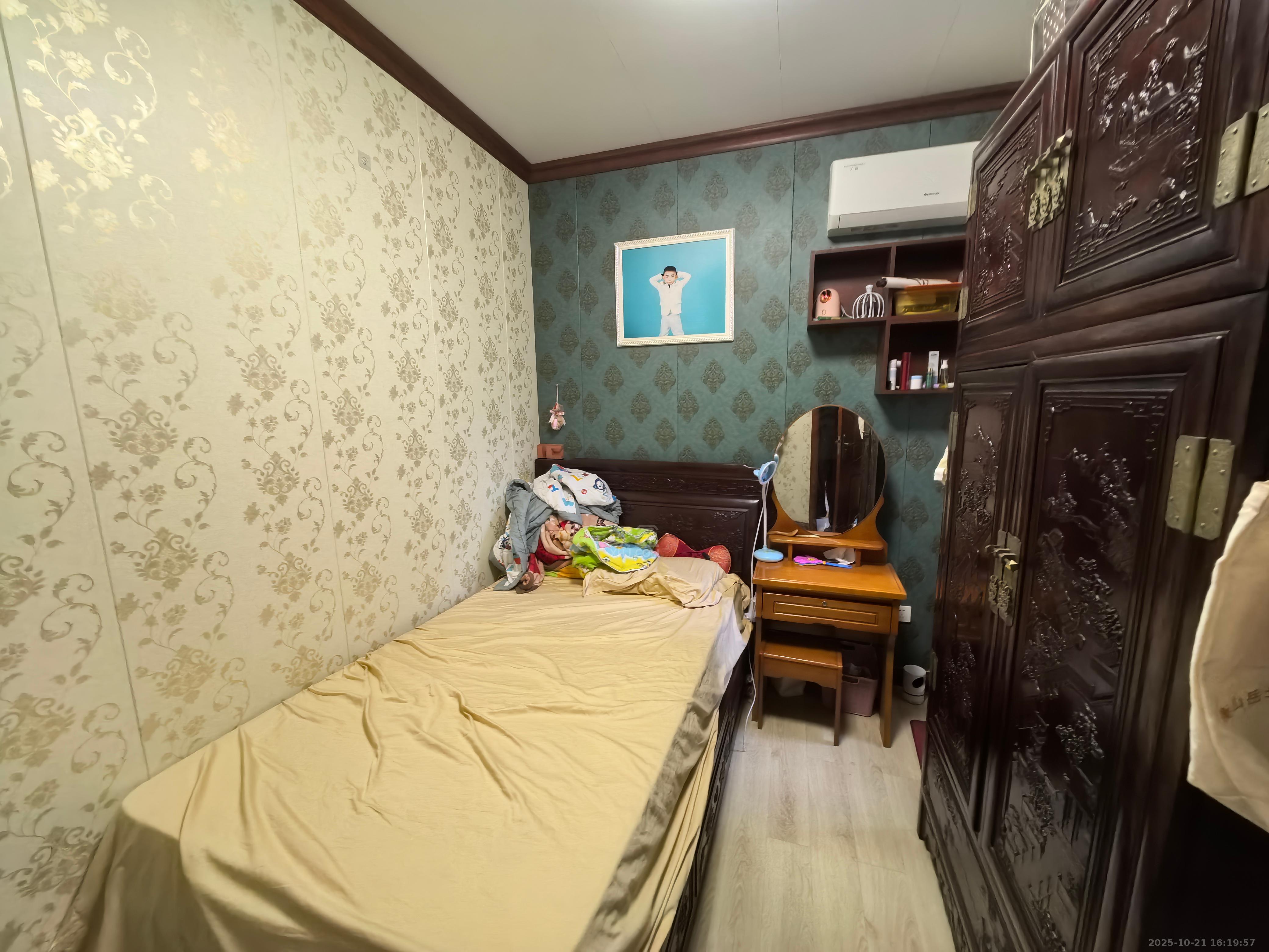 水木十里春风小区 3室2厅2卫 1800.0元/月 水木十里春风小区 3室2厅2卫 1800.0元/月室内图