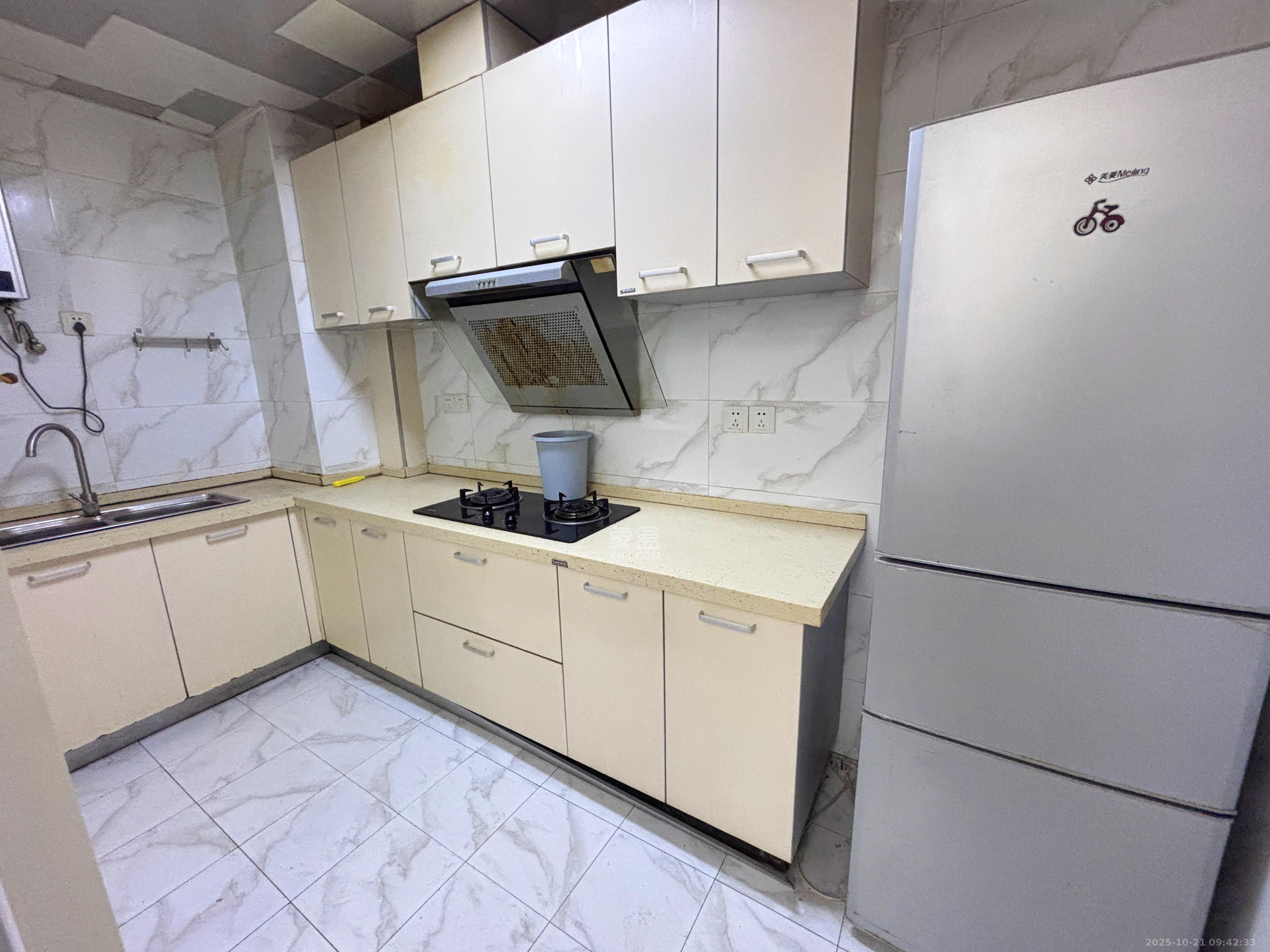 蓝山郡  2室2厅1卫    1850.0元/月室内图