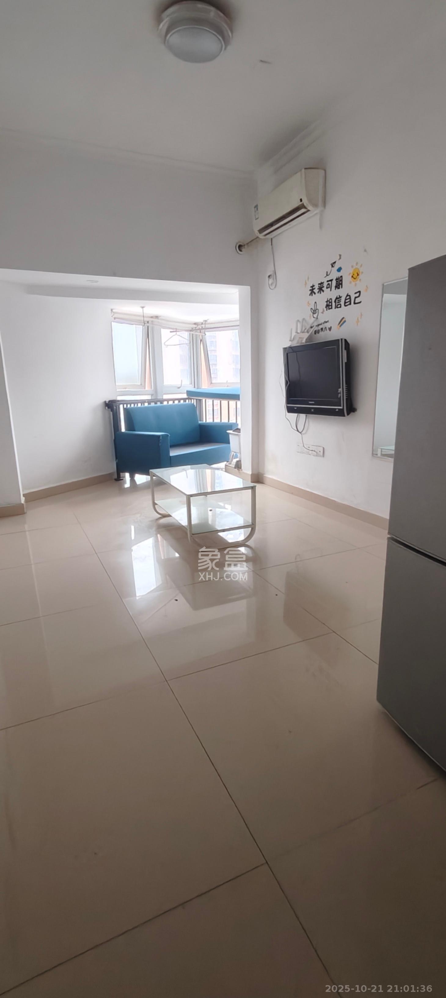 波隆城市花园  1室1厅1卫    1100.0元/月室内图