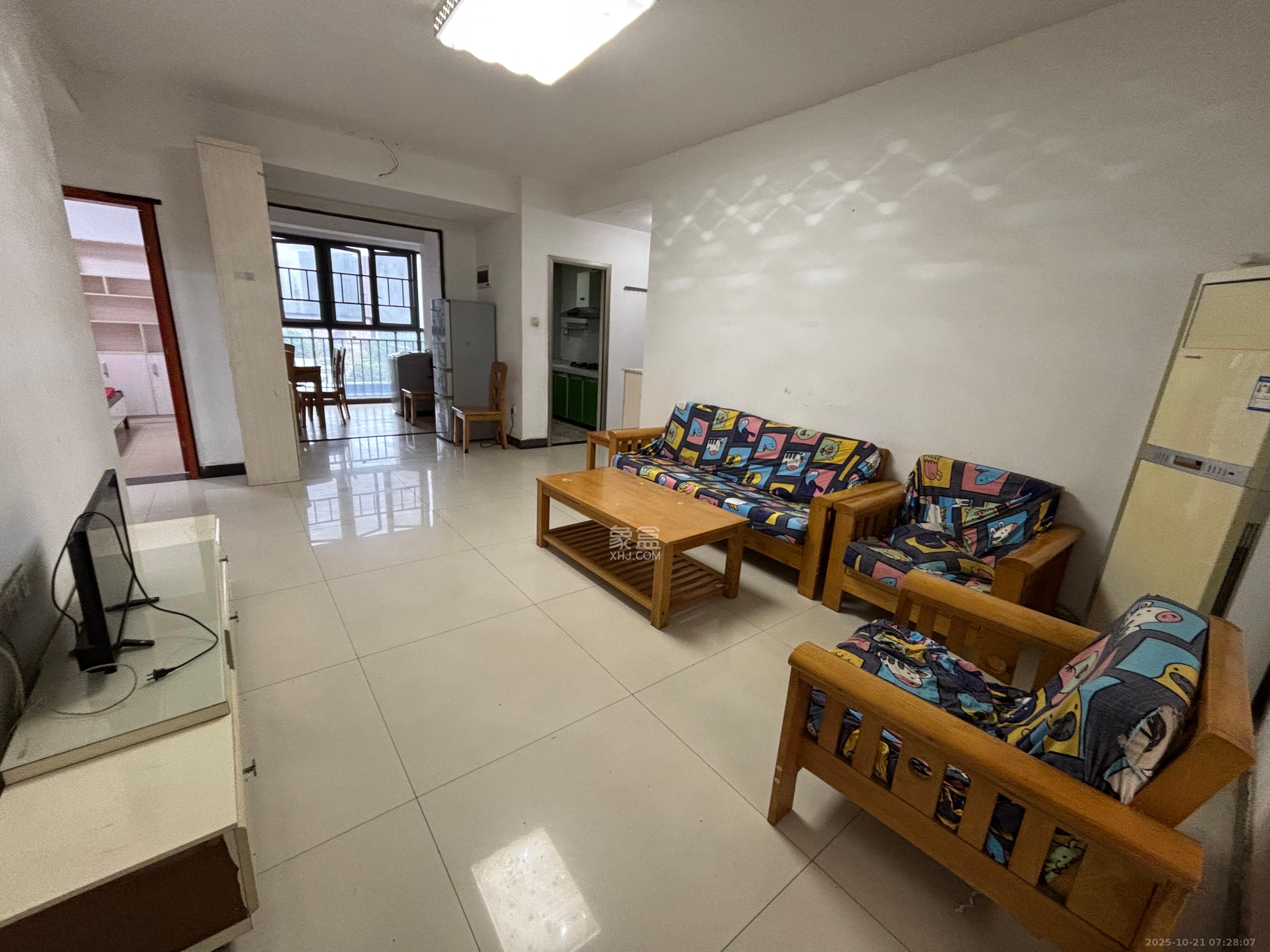 东岸城邦 2室1厅1卫 1700.0元/月 东岸城邦 2室1厅1卫 1700.0元/月室内图