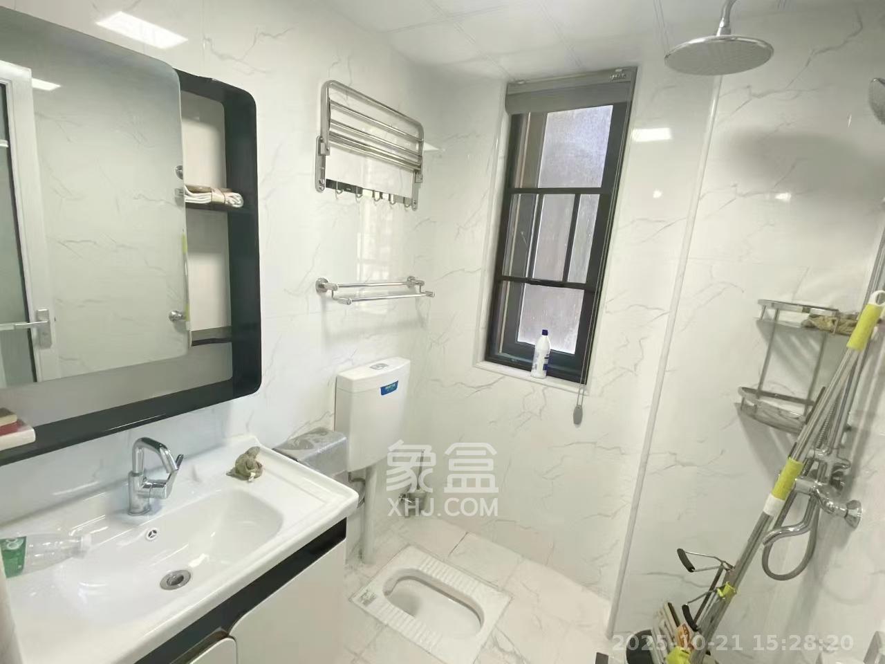 勤诚达境界城  3室2厅1卫    2100.0元/月室内图