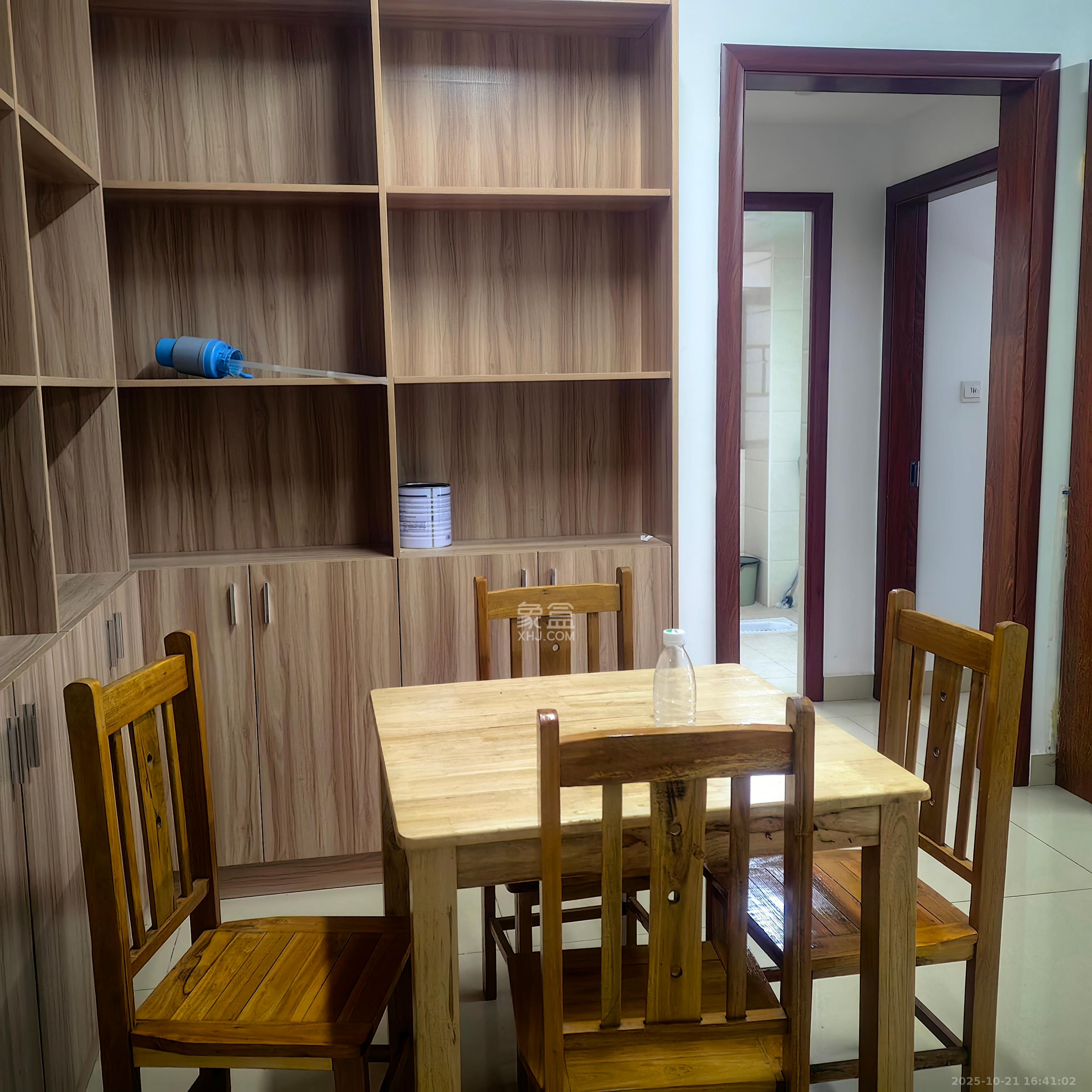 江山帝景雅典  2室2厅1卫    2200.0元/月 江山帝景雅典  2室2厅1卫    2200.0元/月室内图