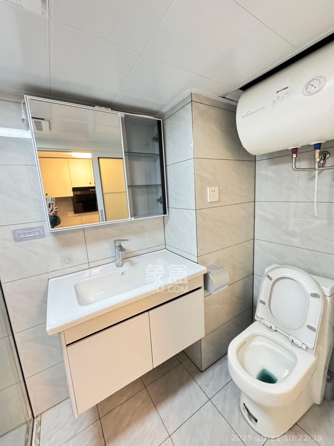 时代MOMA云PARK 2室1厅1卫 2500.0元/月 时代MOMA云PARK 2室1厅1卫 2500.0元/月室内图