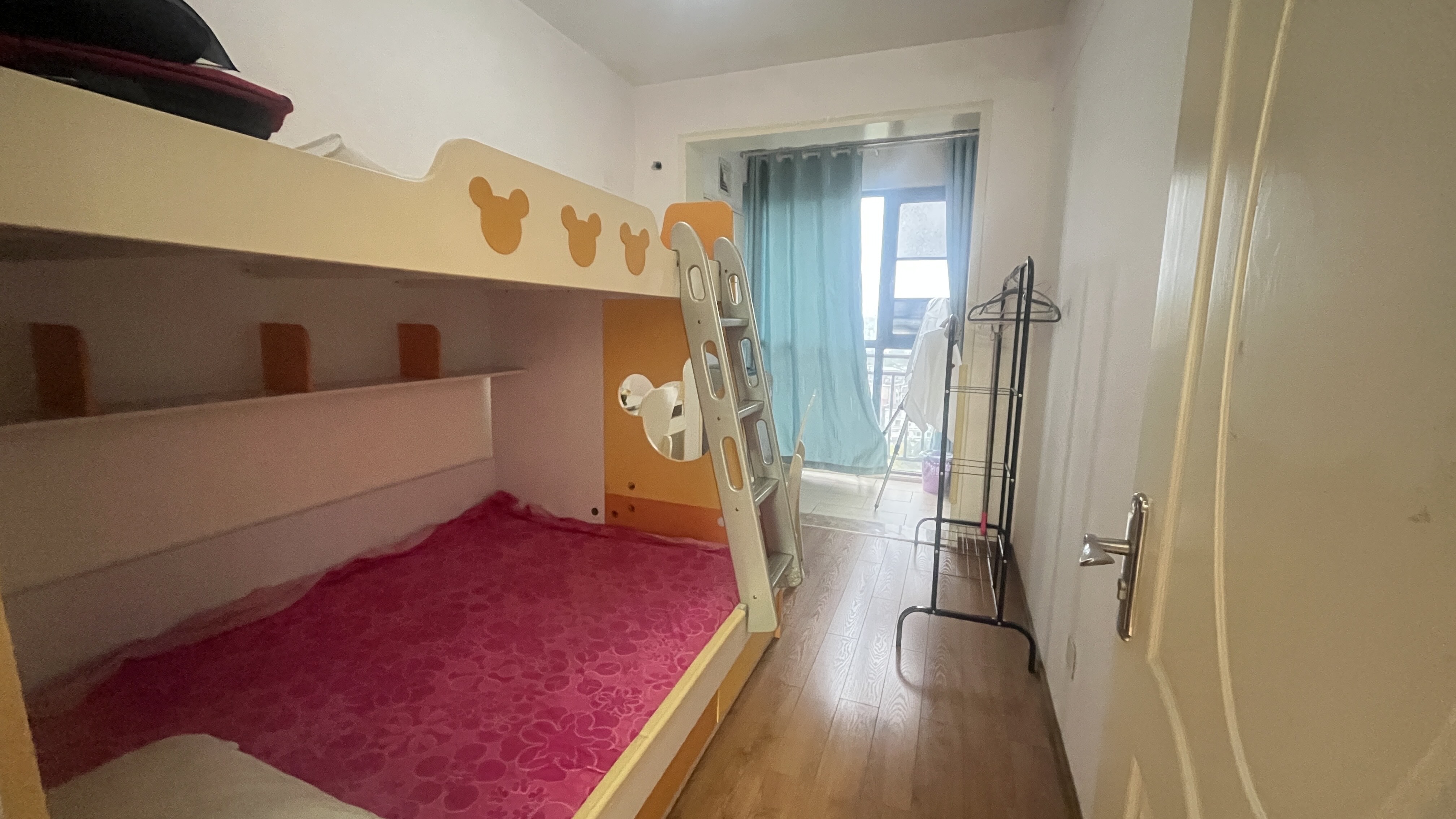 太一御江城  3室2厅2卫    1800.0元/月室内图