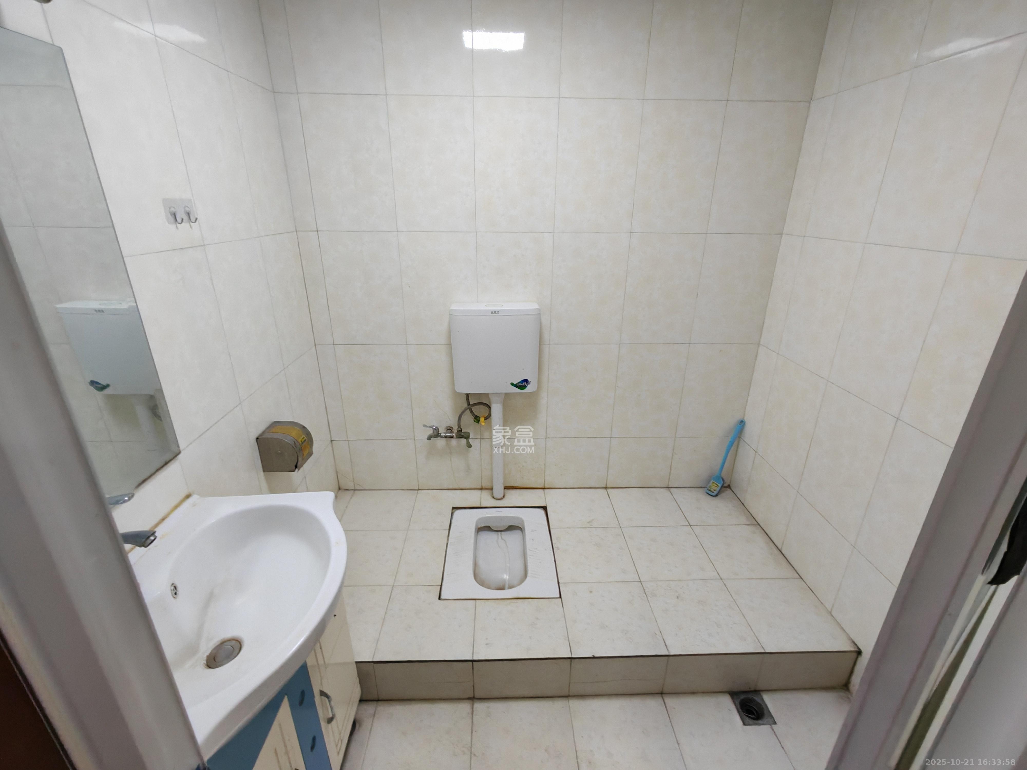 天健芙蓉盛世一期  1室0厅1卫    19800.0元/月 天健芙蓉盛世一期  1室0厅1卫    19800.0元/月室内图