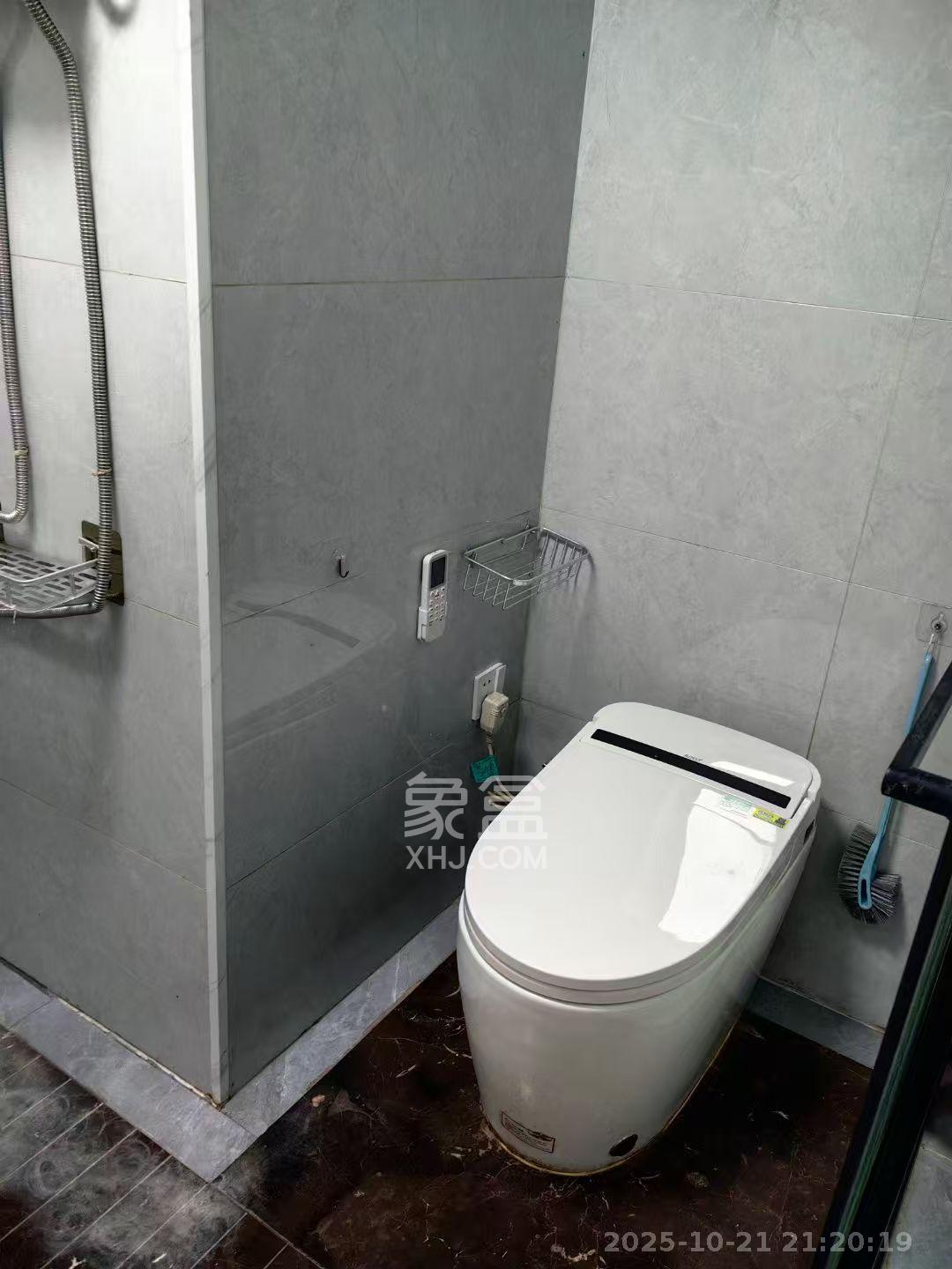 福晟钱隆国际(晟冉景苑) 1室1厅1卫 1600.0元/月 福晟钱隆国际(晟冉景苑) 1室1厅1卫 1600.0元/月室内图