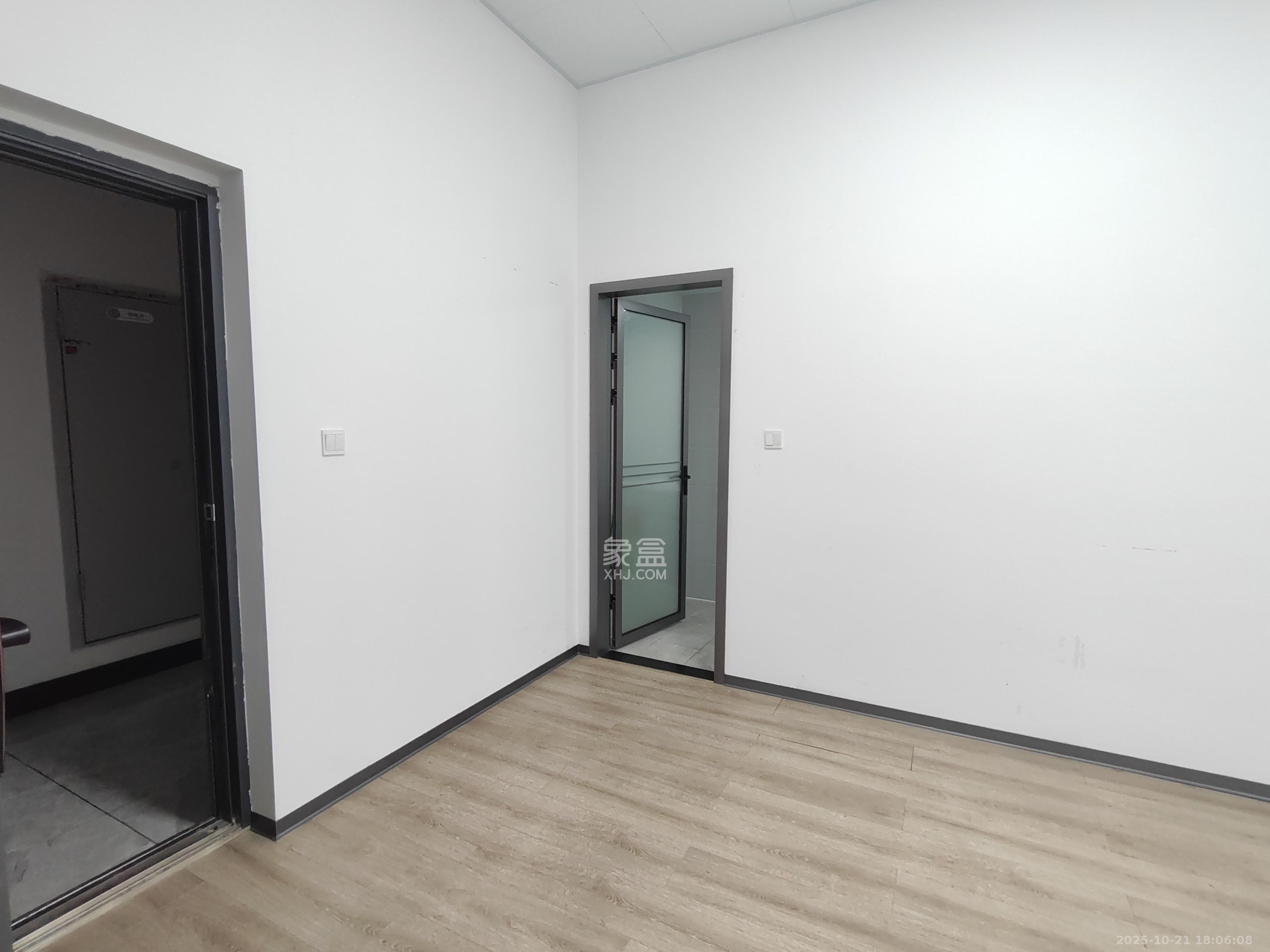 广大商务大厦  1室1厅1卫    1880.0元/月 广大商务大厦  1室1厅1卫    1880.0元/月室内图