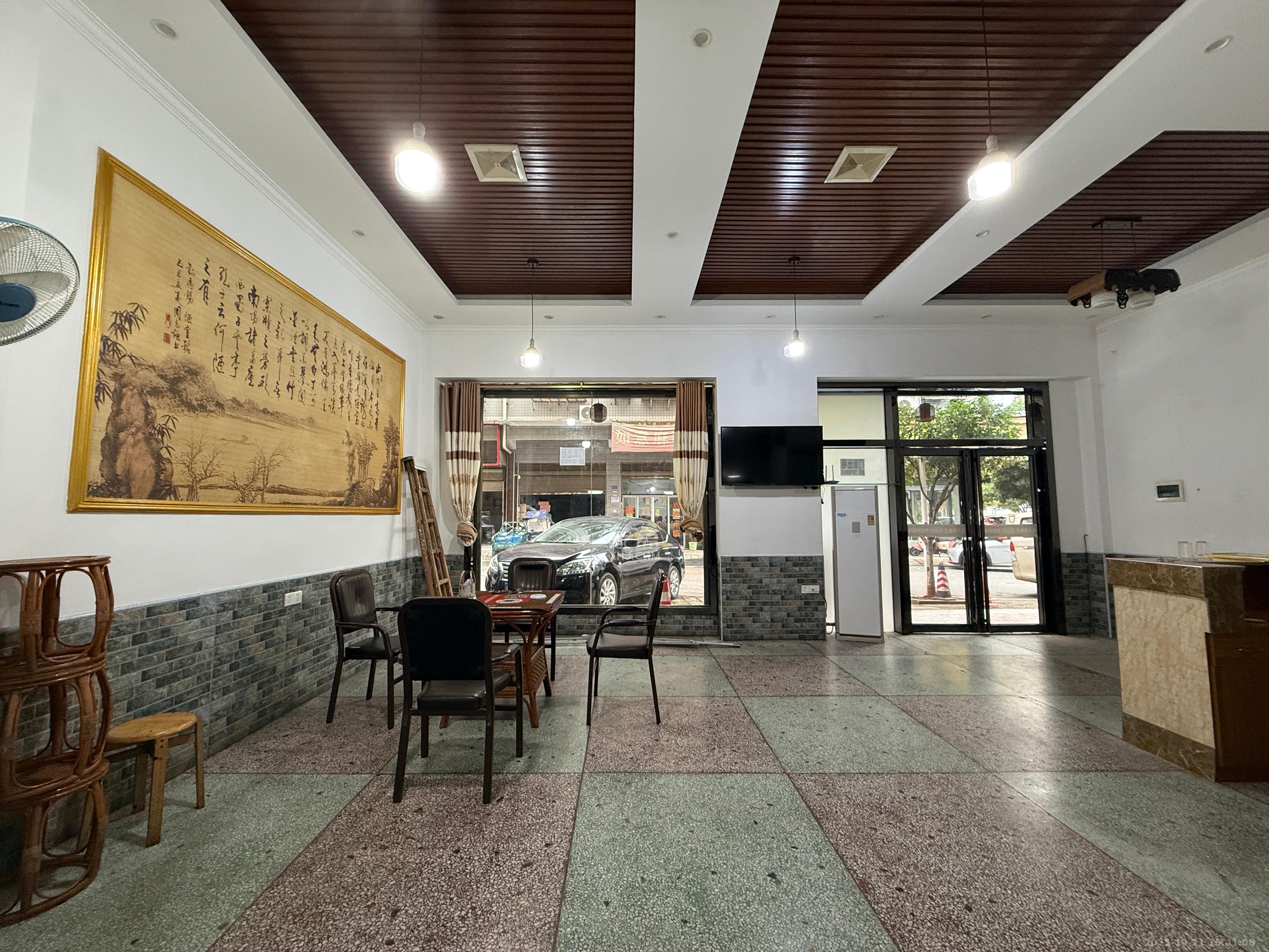 松雅安置小区 1室1厅2卫 3000.0元/月 松雅安置小区 1室1厅2卫 3000.0元/月室内图