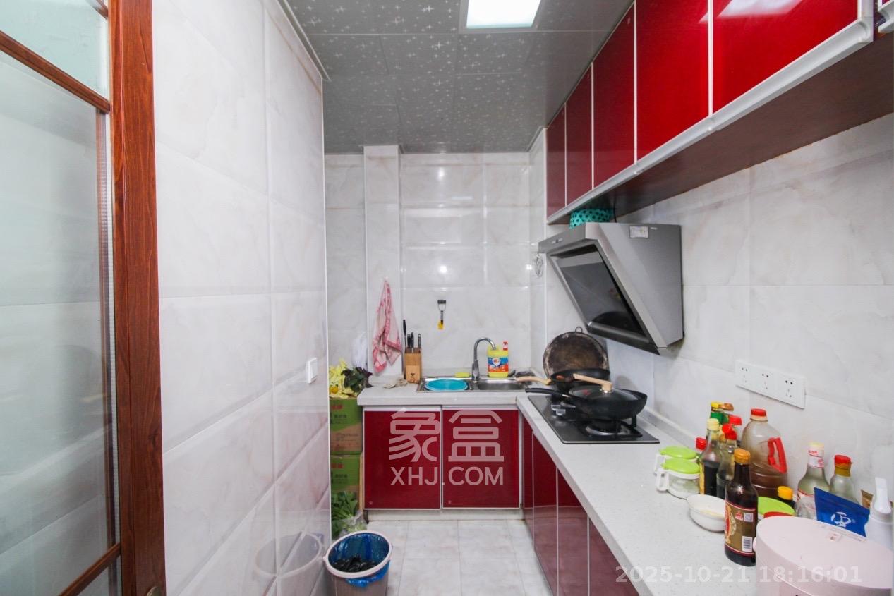 凯姆国际  2室2厅1卫    1800.0元/月室内图