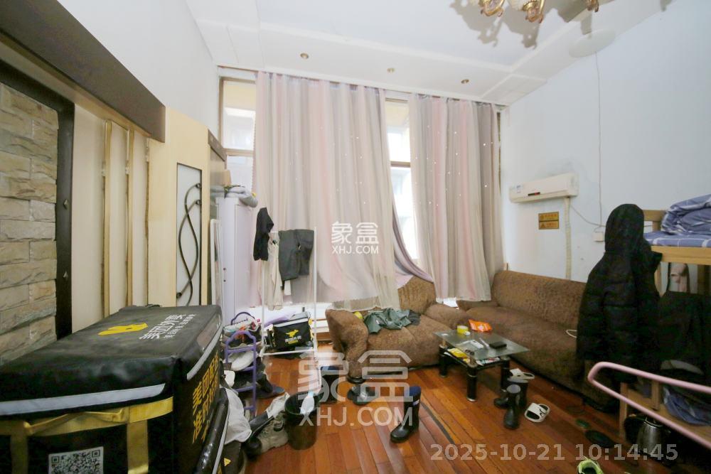 金府嘉苑 3室1厅1卫 2600.0元/月 金府嘉苑 3室1厅1卫 2600.0元/月室内图