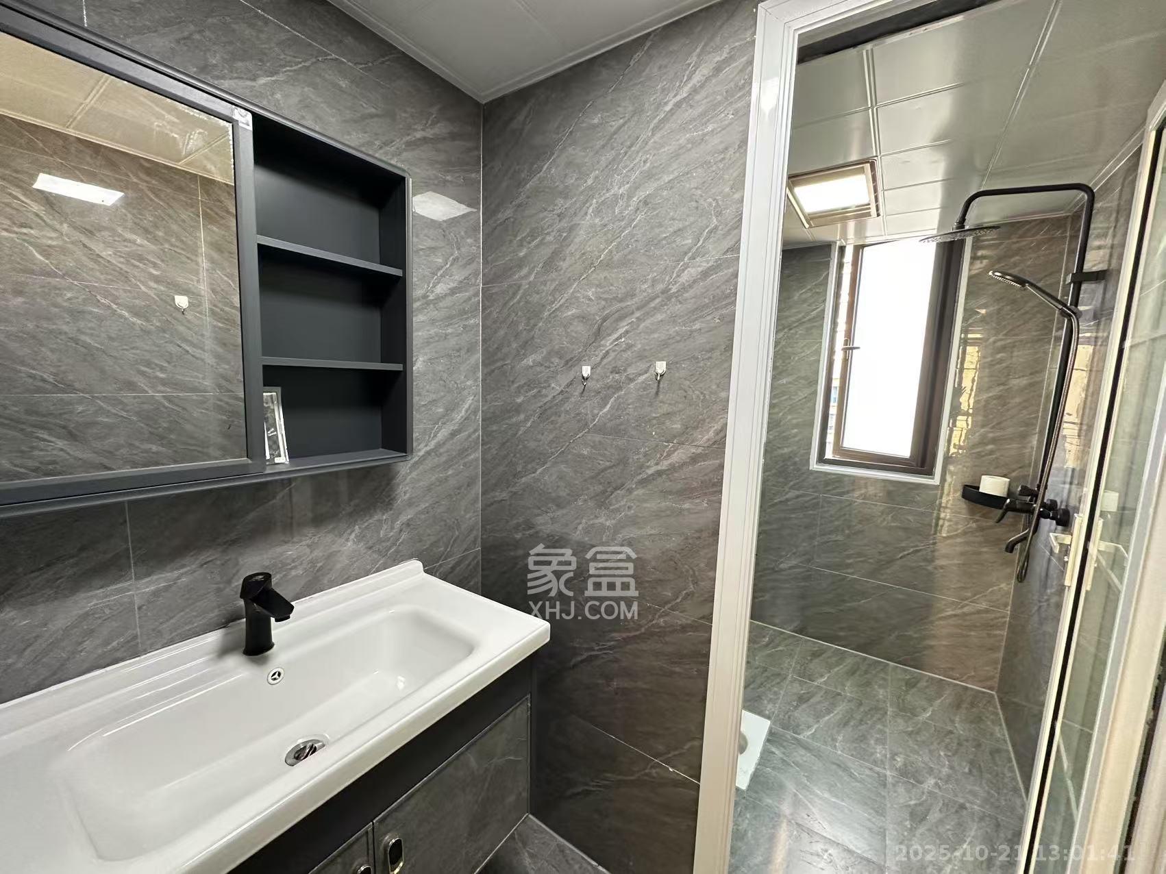 中欣楚天熙苑  3室1厅2卫    3500.0元/月 中欣楚天熙苑  3室1厅2卫    3500.0元/月室内图