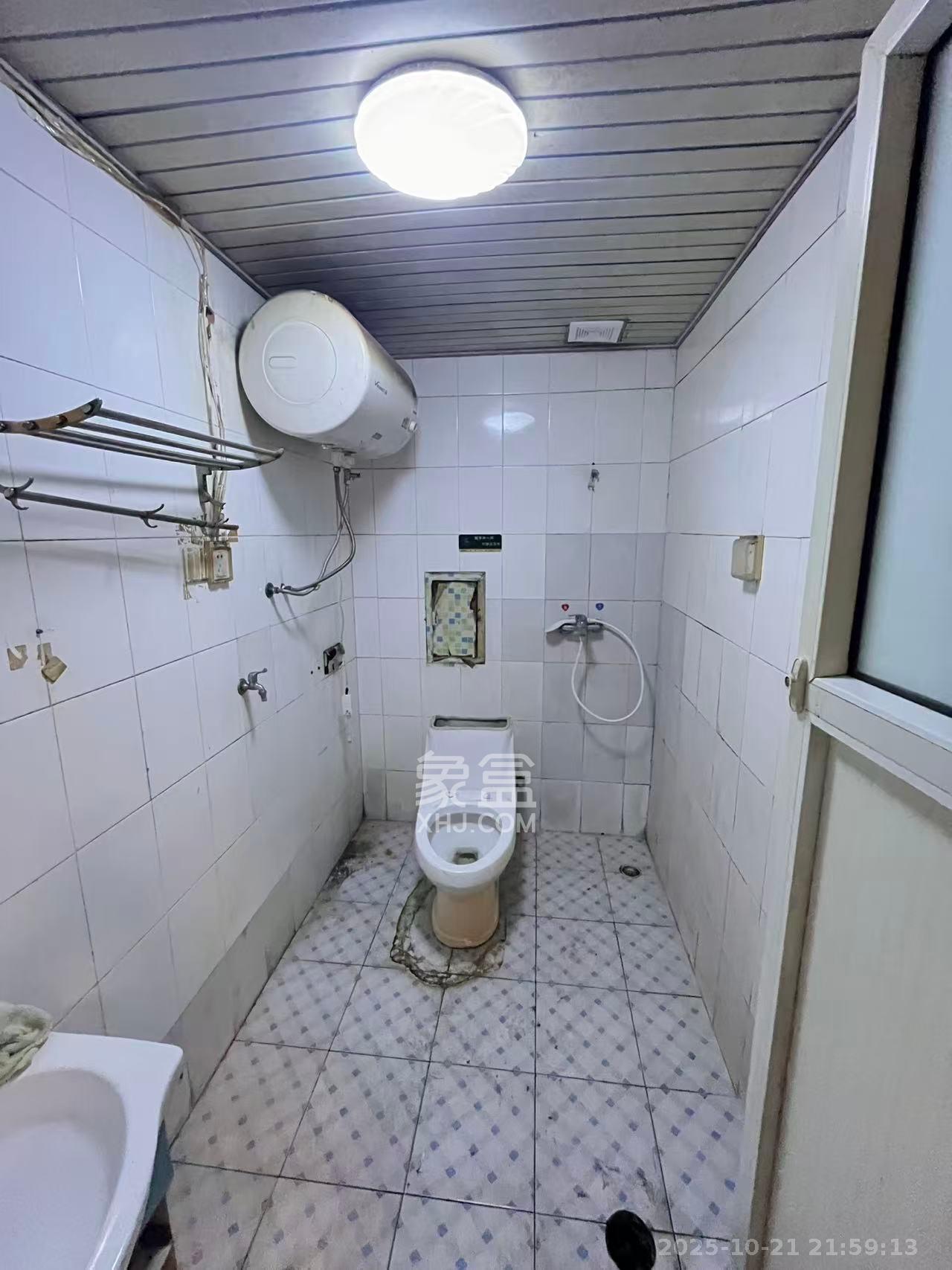 锦华时代  1室1厅1卫    1600.0元/月室内图