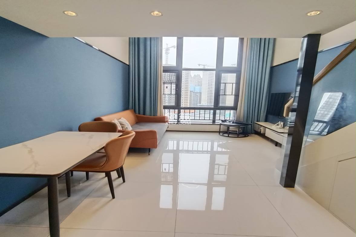 藏珑湖上公馆 1室1厅1卫 2200.0元/月 藏珑湖上公馆 1室1厅1卫 2200.0元/月户型图