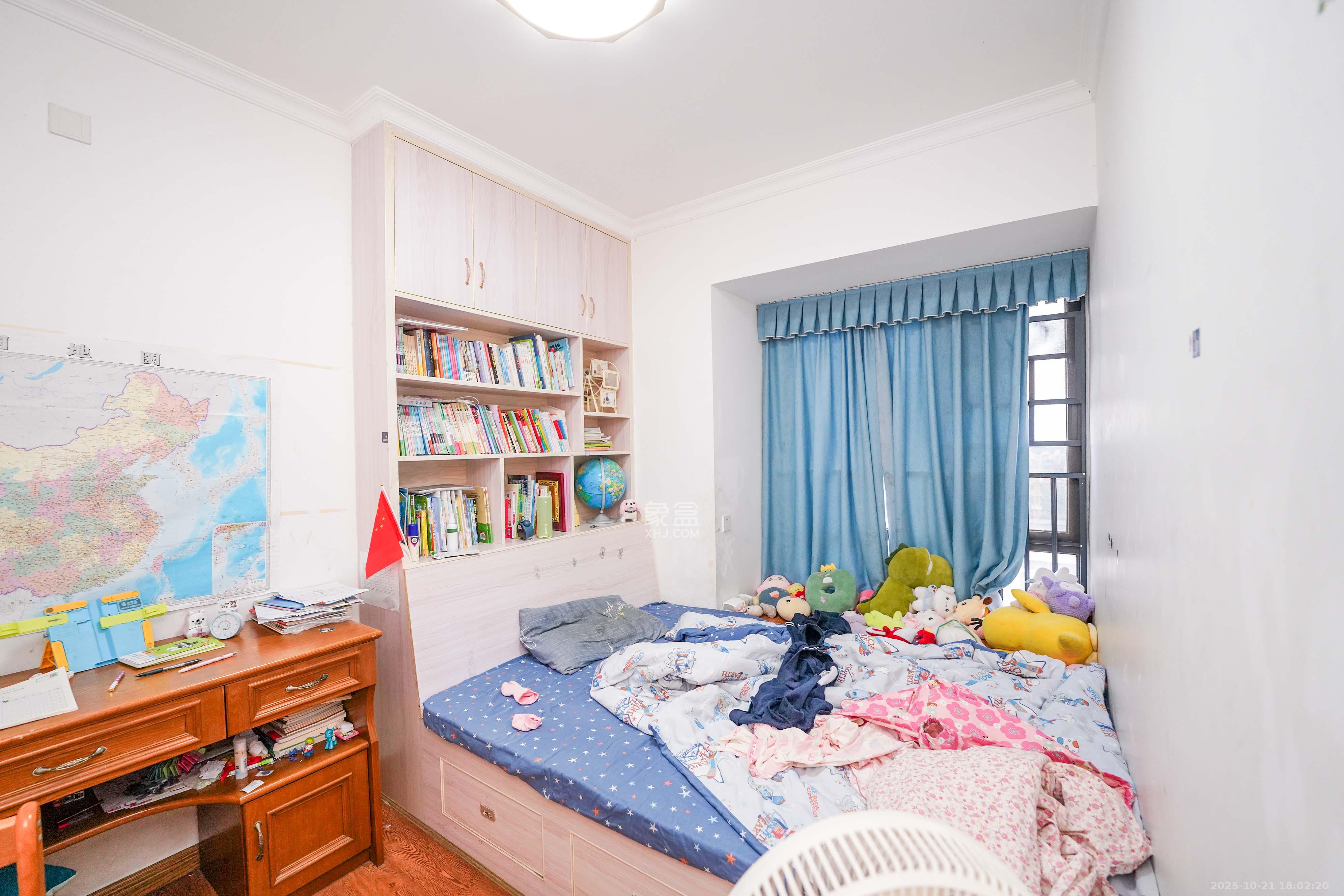 汇金城/嘉华城（二期、三期）  2室2厅1卫    88.0万卧室