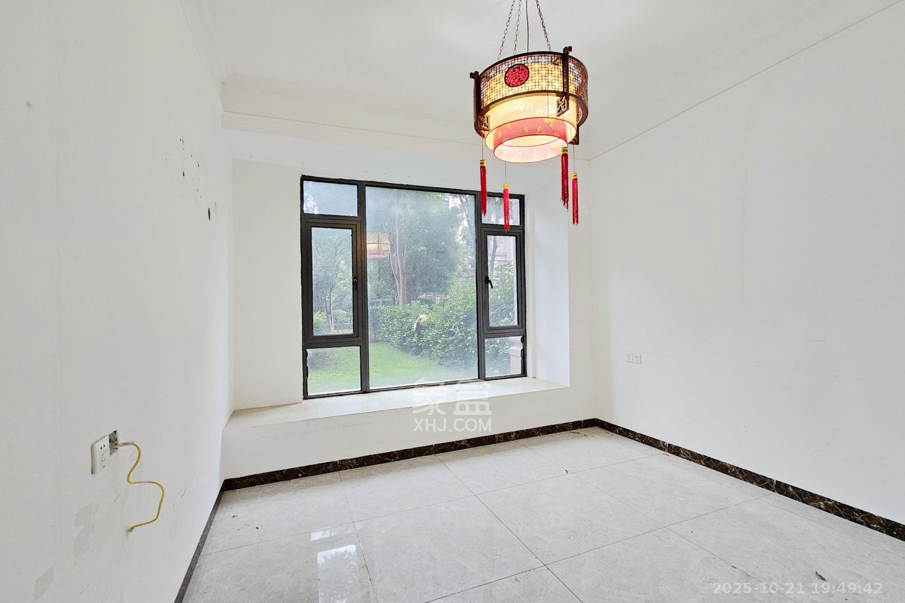 明昇壹城（明昇时代广场）一期  4室2厅2卫    268.0万卧室