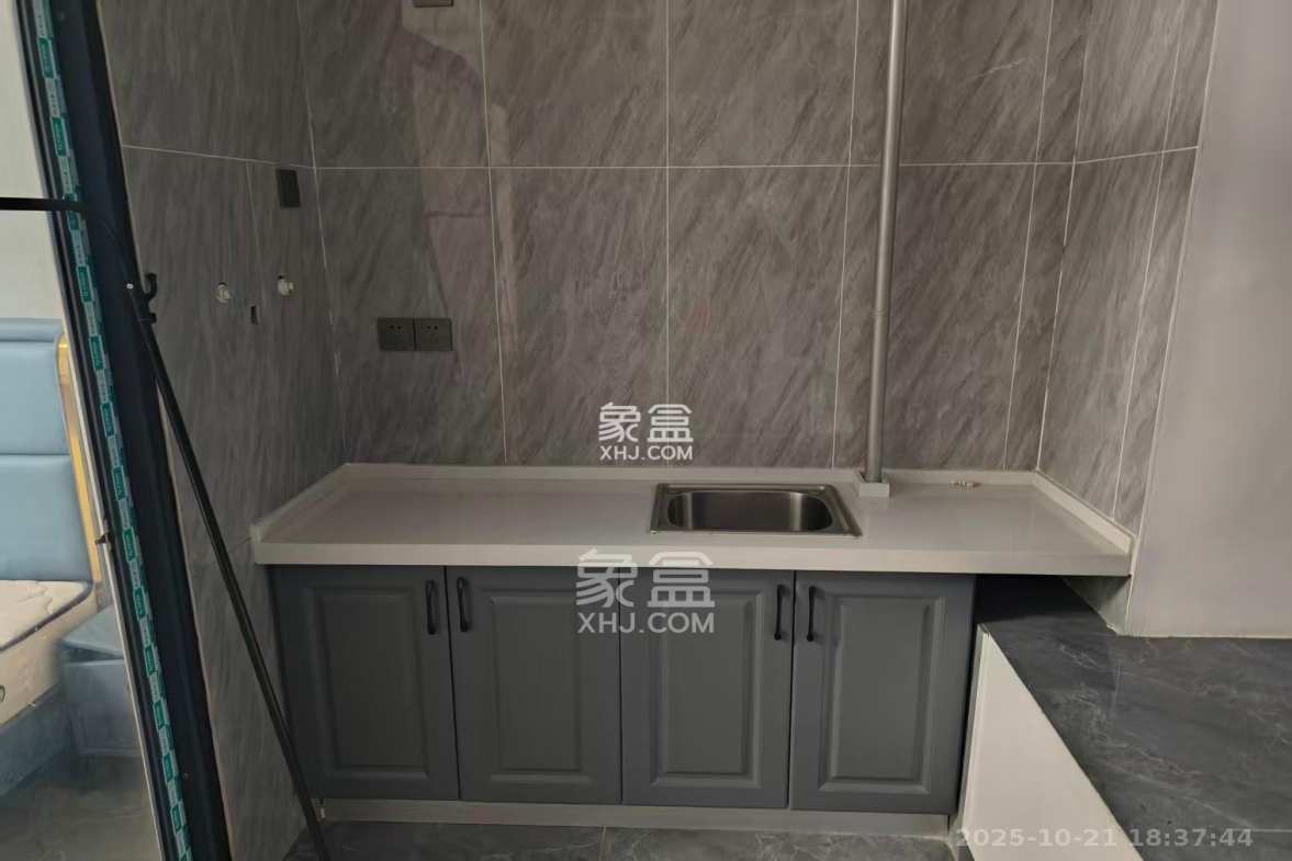 中建嘉和城  1室1厅1卫    1200.0元/月 中建嘉和城  1室1厅1卫    1200.0元/月室内图