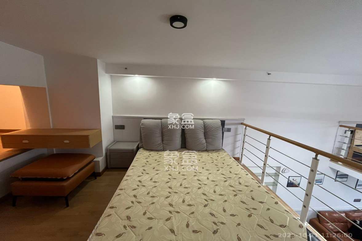 藏珑湖上公馆 2室2厅1卫 2500.0元/月 藏珑湖上公馆 2室2厅1卫 2500.0元/月室内图