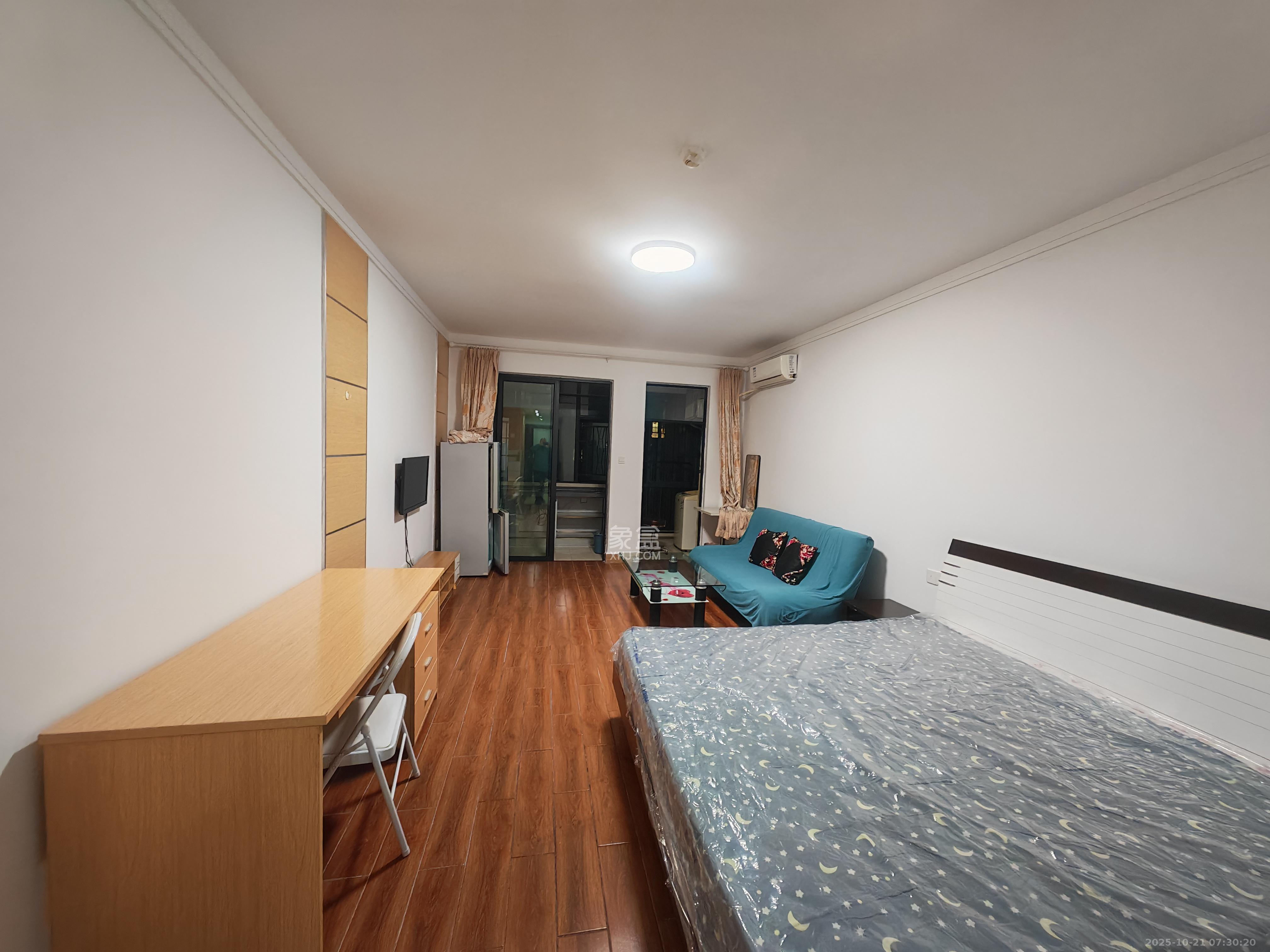 锦湘国际星城三期（锦绣苑）  1室1厅1卫    1600.0元/月室内图