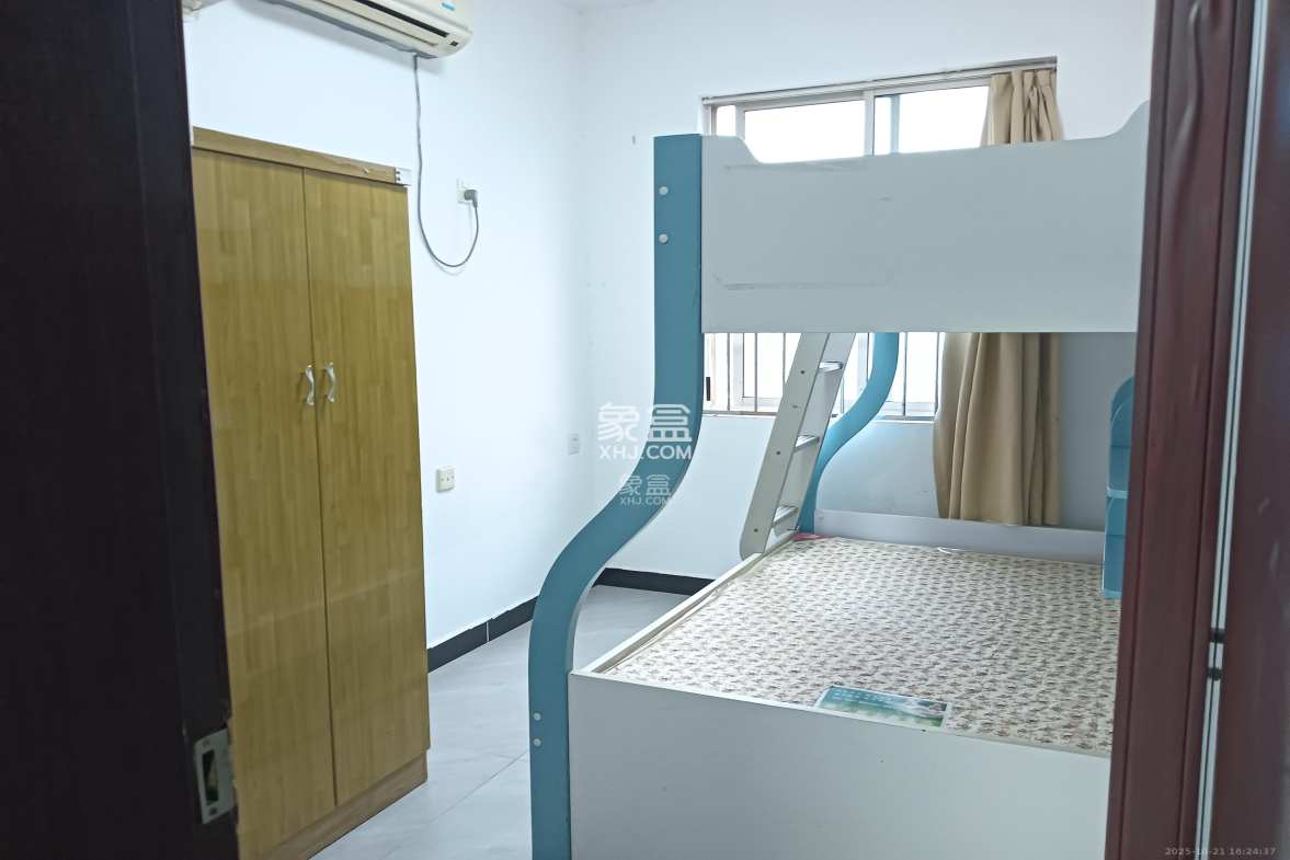 白沙晶城 1室1厅1卫 2300.0元/月 白沙晶城 1室1厅1卫 2300.0元/月室内图