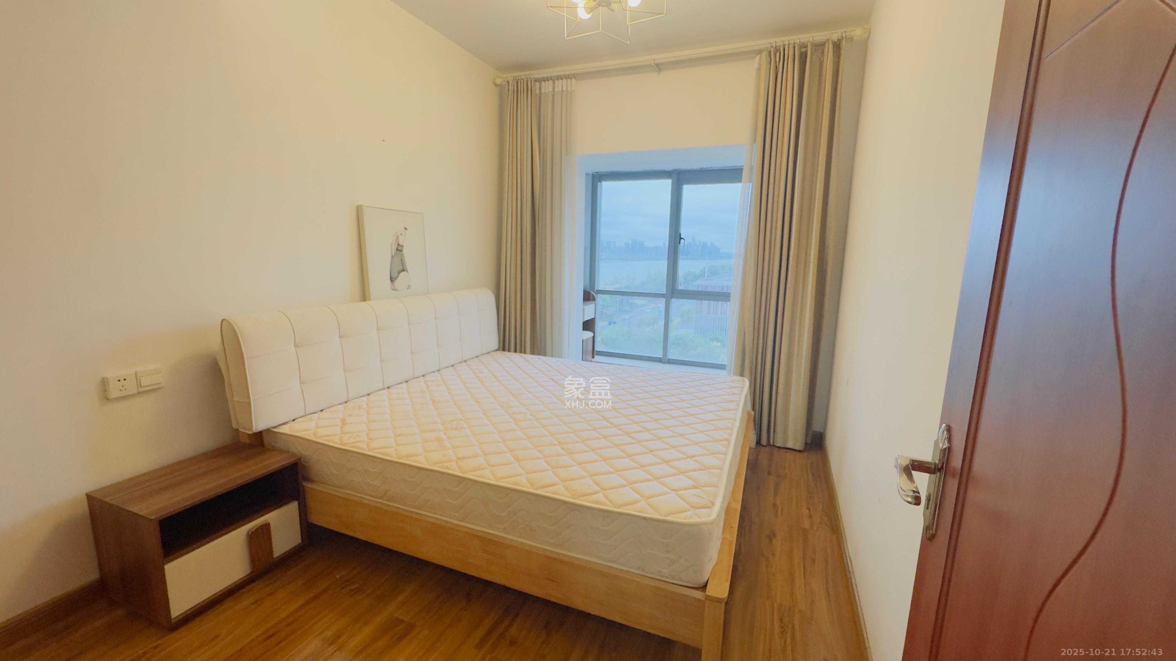 保利国际广场 2室1厅1卫 3500.0元/月 保利国际广场 2室1厅1卫 3500.0元/月室内图