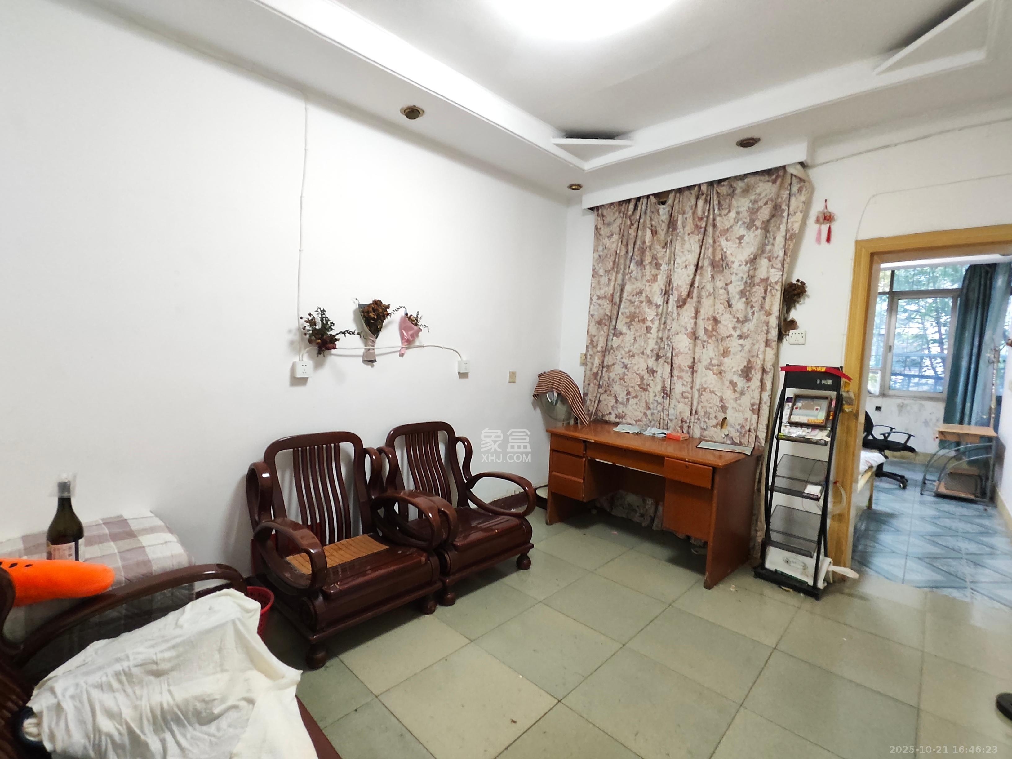 妹子山社区(曙光社区) 2室1厅1卫 1000.0元/月 妹子山社区(曙光社区) 2室1厅1卫 1000.0元/月室内图