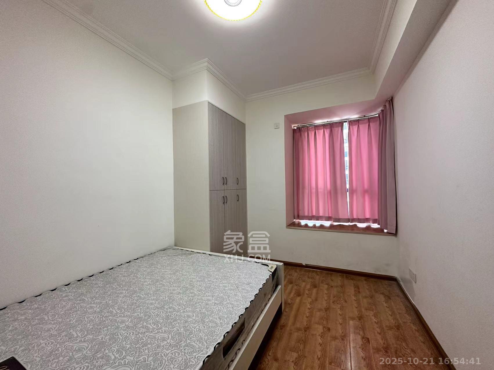 玛丽的花园（金色阳光家园）  3室2厅2卫    2000.0元/月室内图