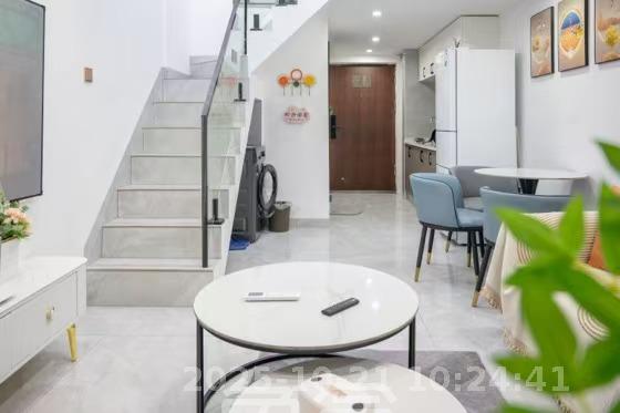 爱家当代境  2室1厅1卫    1900.0元/月室内图