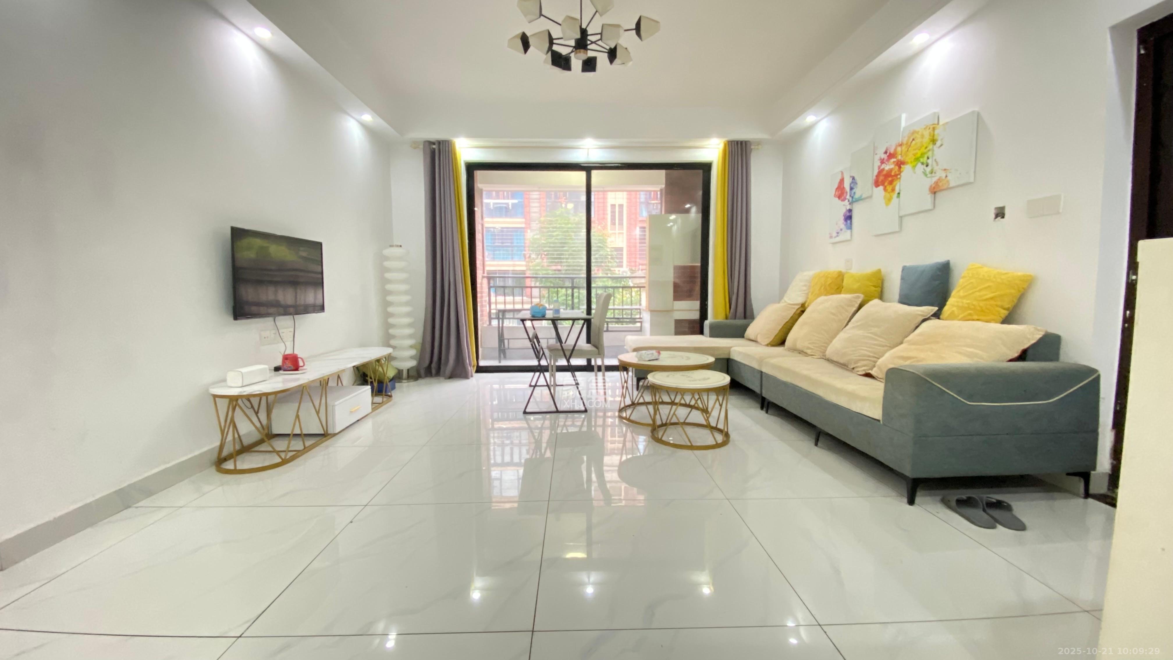 顺天御岭  4室2厅2卫    2200.0元/月 顺天御岭  4室2厅2卫    2200.0元/月室内图