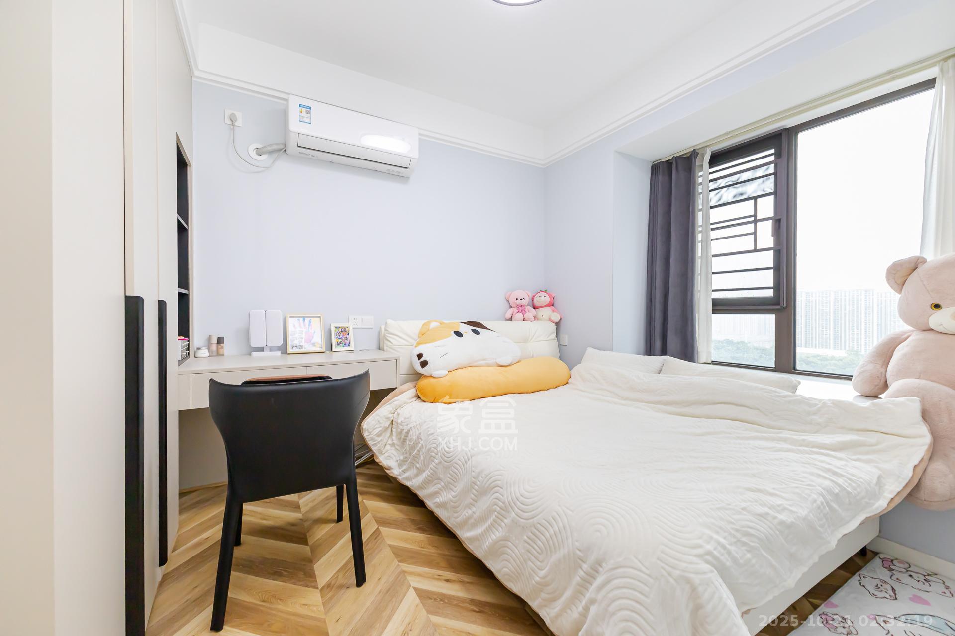 龙湖璟宸原著（龙湖紫宸）  4室2厅2卫    118.0万卧室