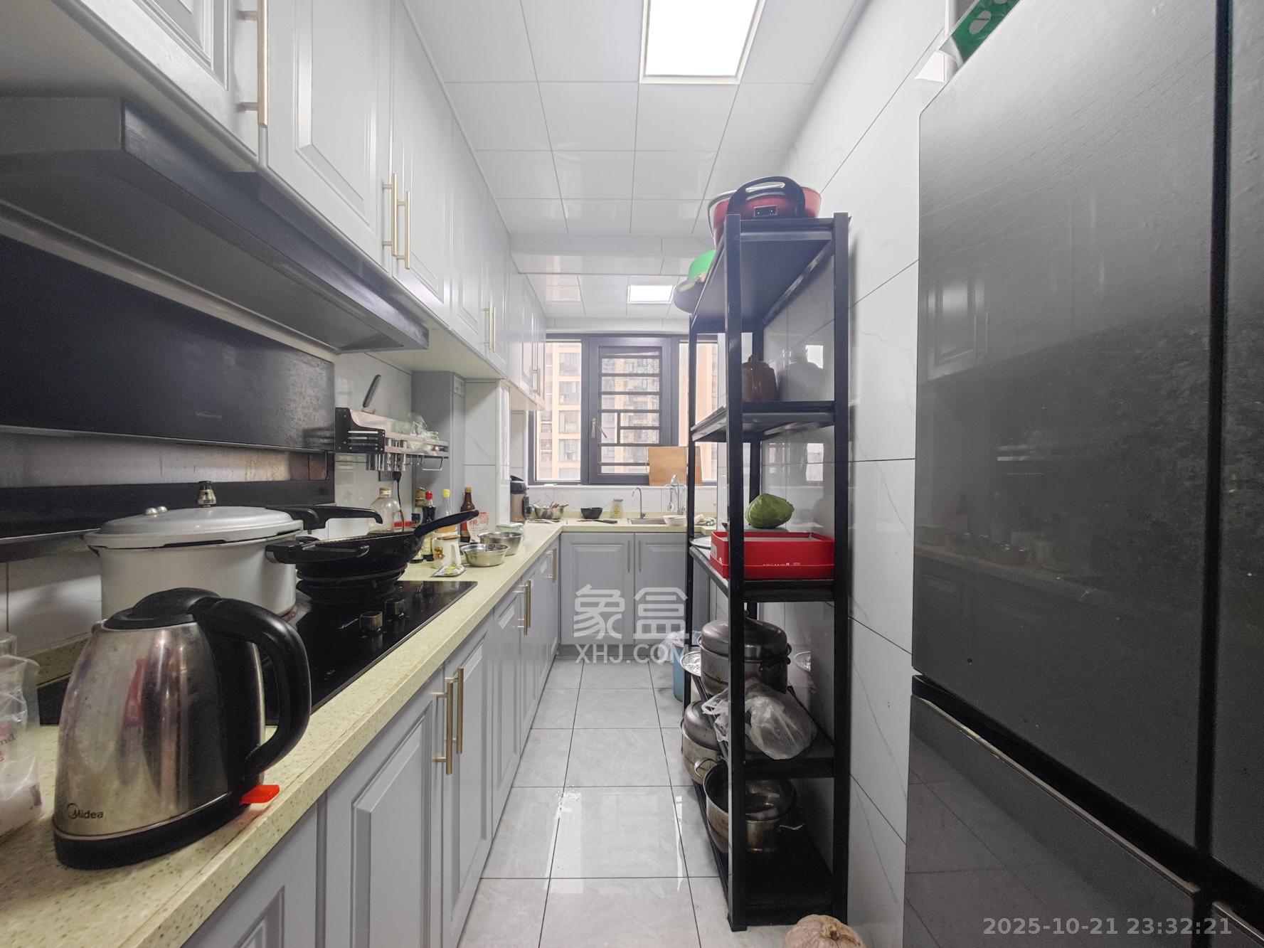 合能枫丹丽舍（柏悦名苑)  3室2厅2卫    148.0万厨房