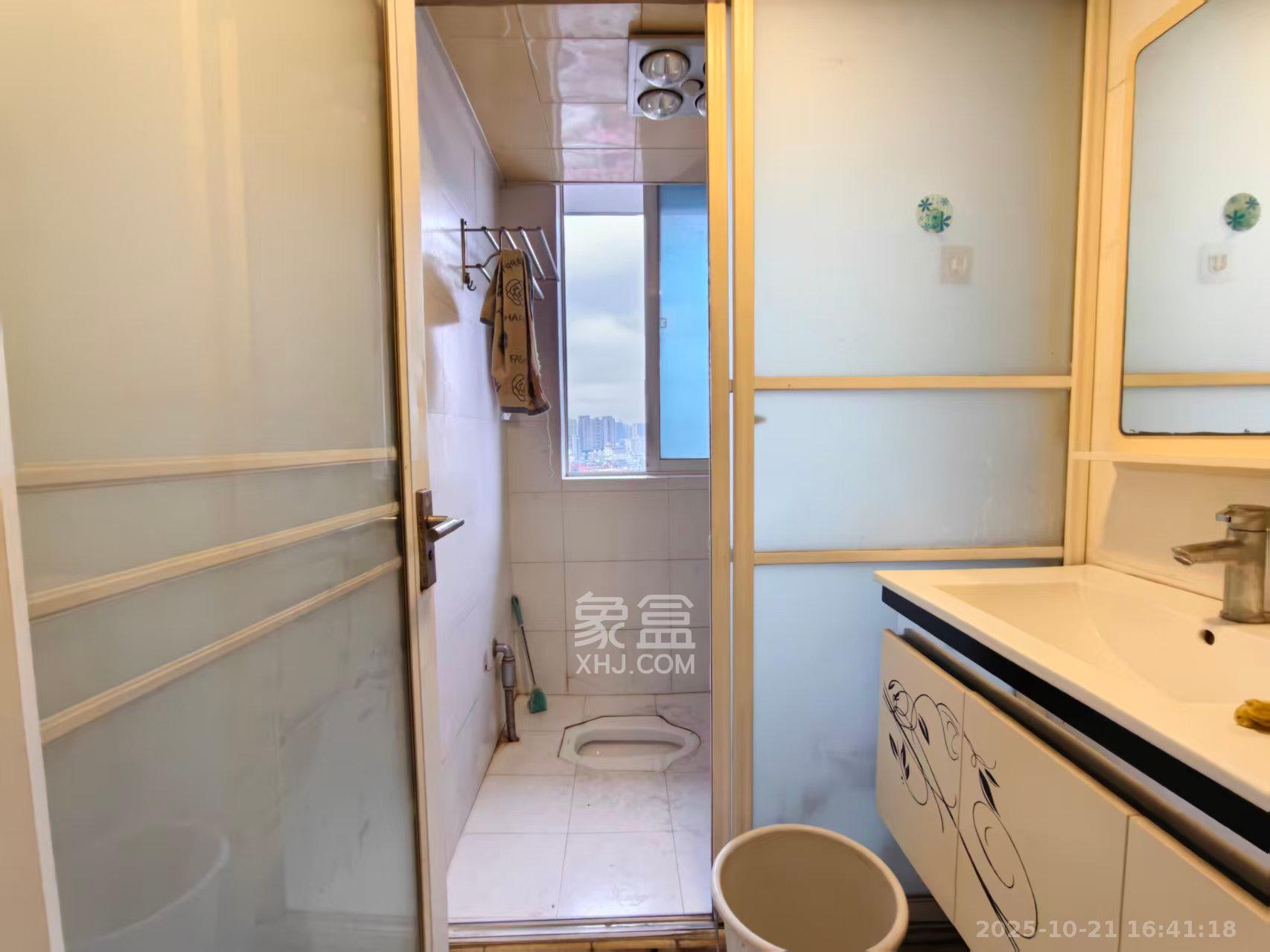 东门壹号家园  2室2厅1卫    2200.0元/月 东门壹号家园  2室2厅1卫    2200.0元/月室内图