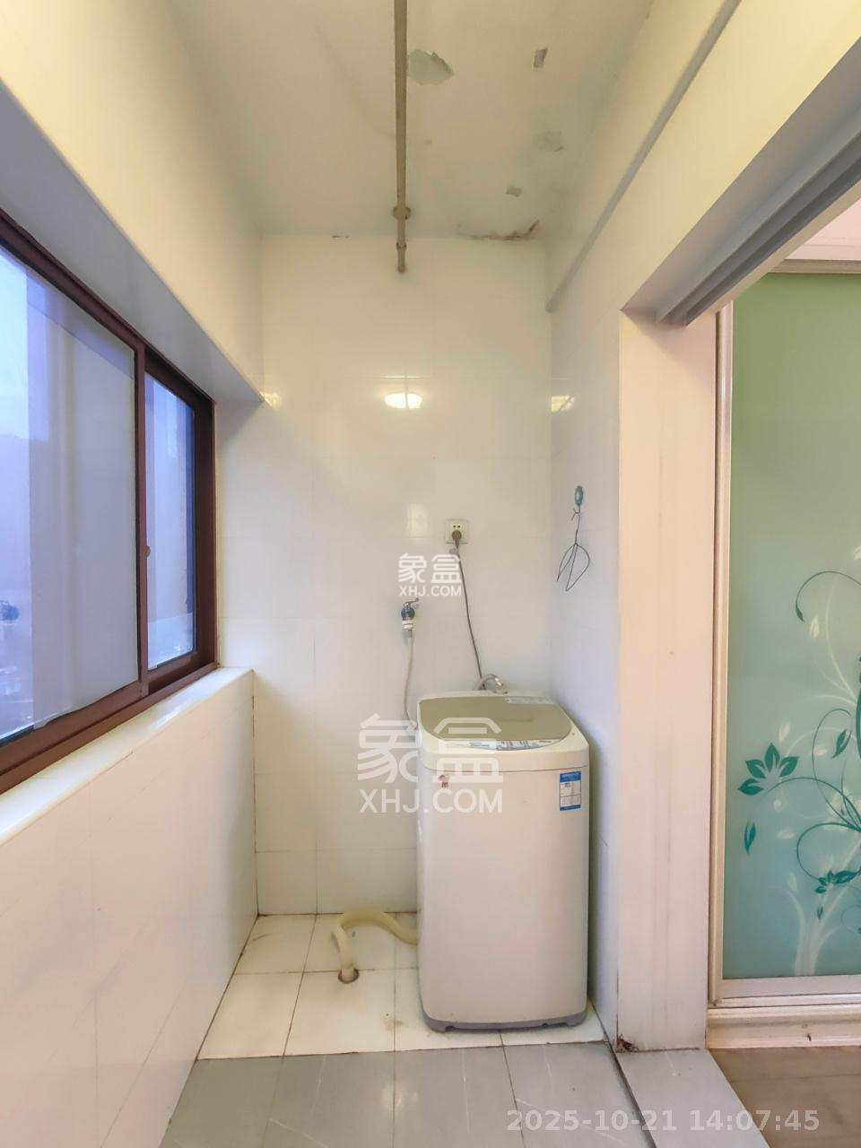 兰卡威国际  1室1厅1卫    1300.0元/月 兰卡威国际  1室1厅1卫    1300.0元/月室内图