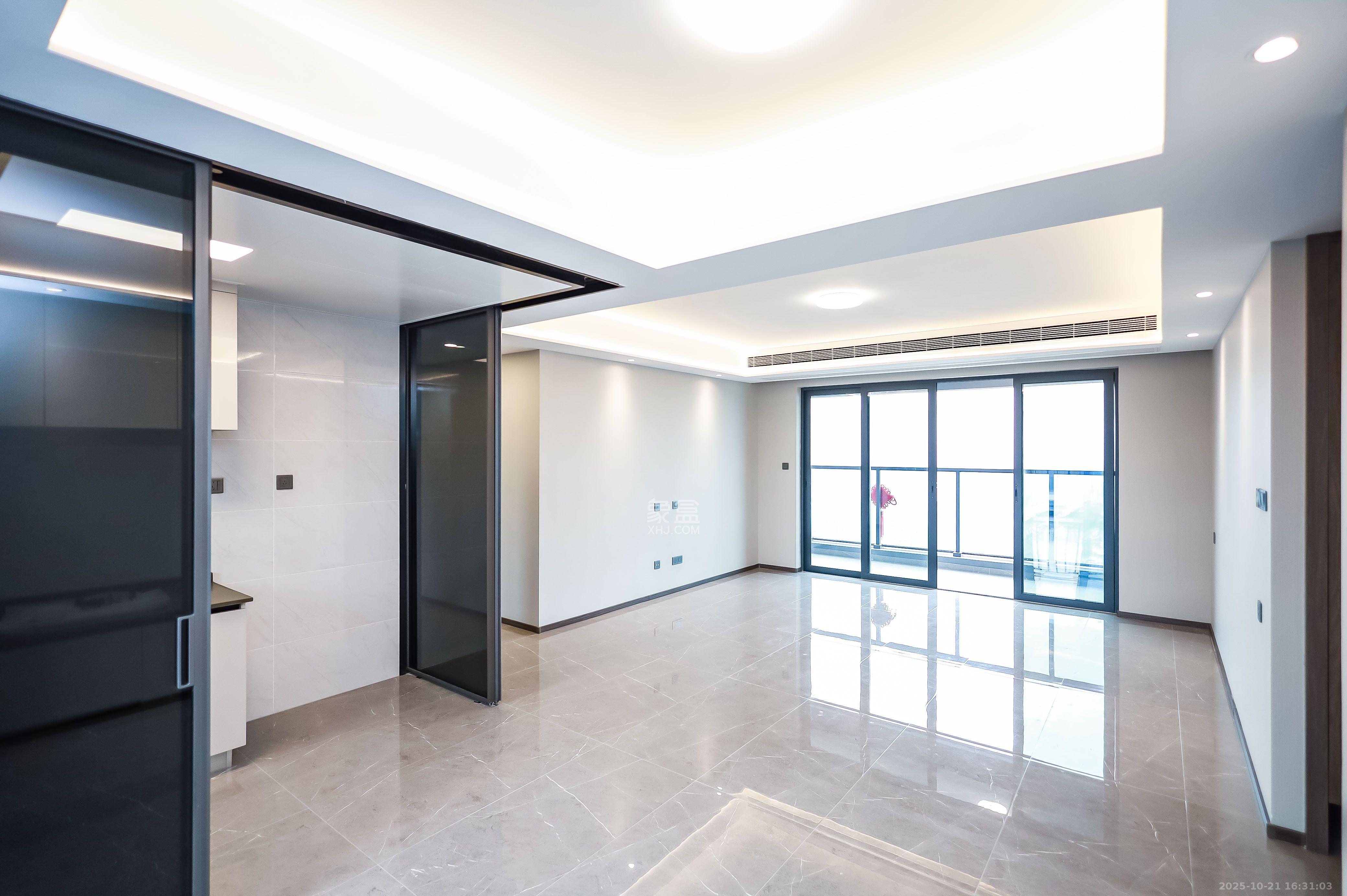 龙湖舜山府  4室2厅2卫    5300.0元/月室内图