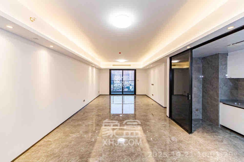 北辰瀚江府  4室2厅2卫    7500.0元/月