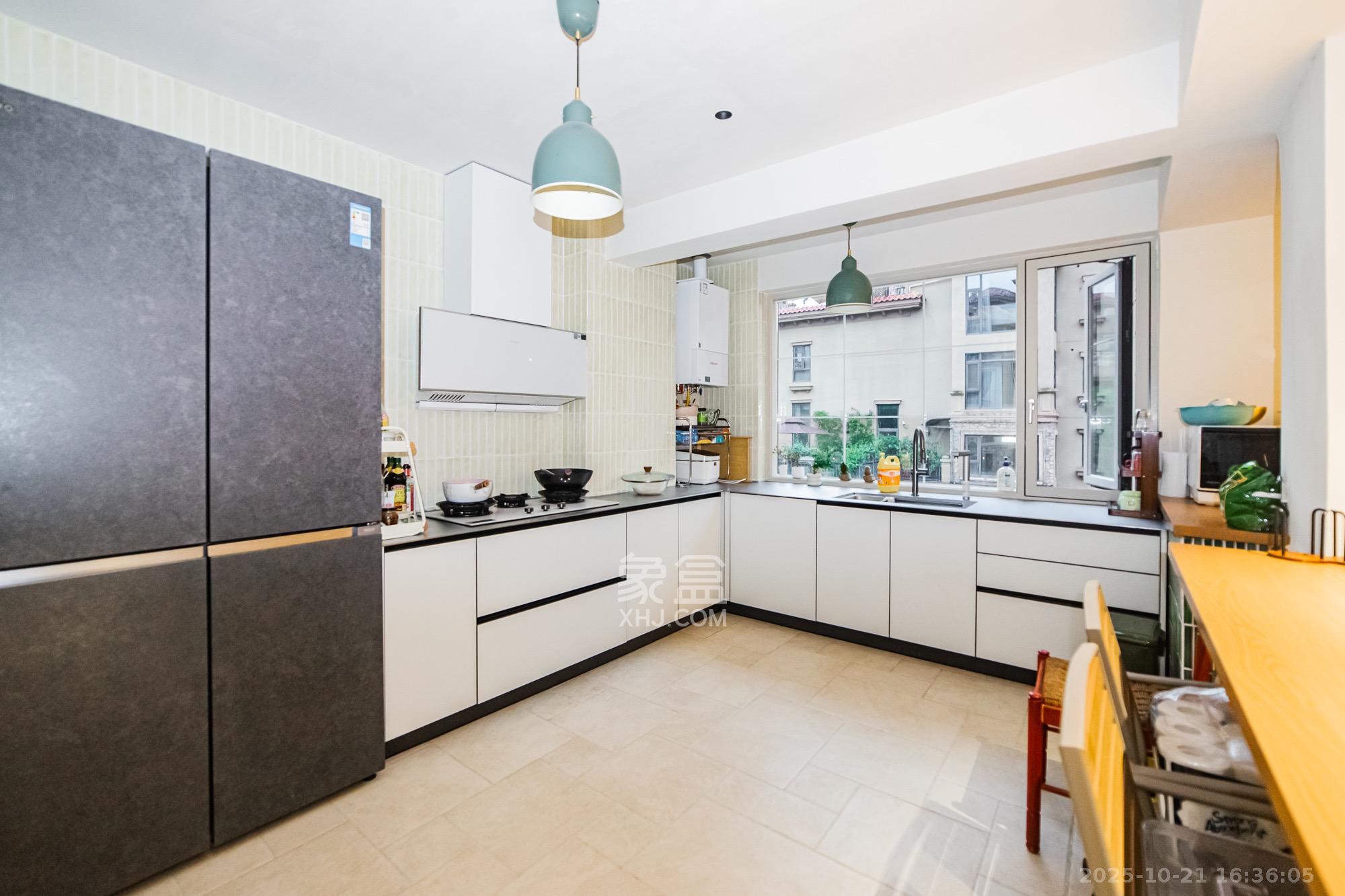 珠江郦城璞墅  1室0厅0卫    13500.0元/月室内图