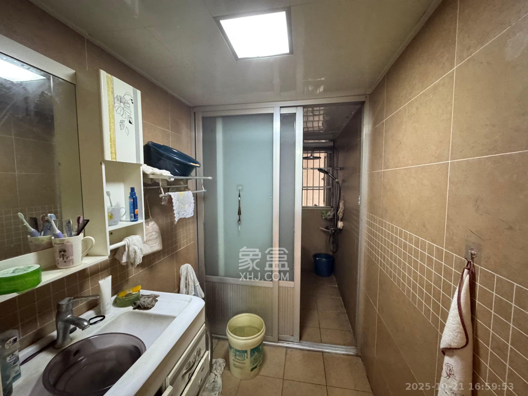 黎郡新宇熙春园 3室2厅2卫 2200.0元/月 黎郡新宇熙春园 3室2厅2卫 2200.0元/月室内图