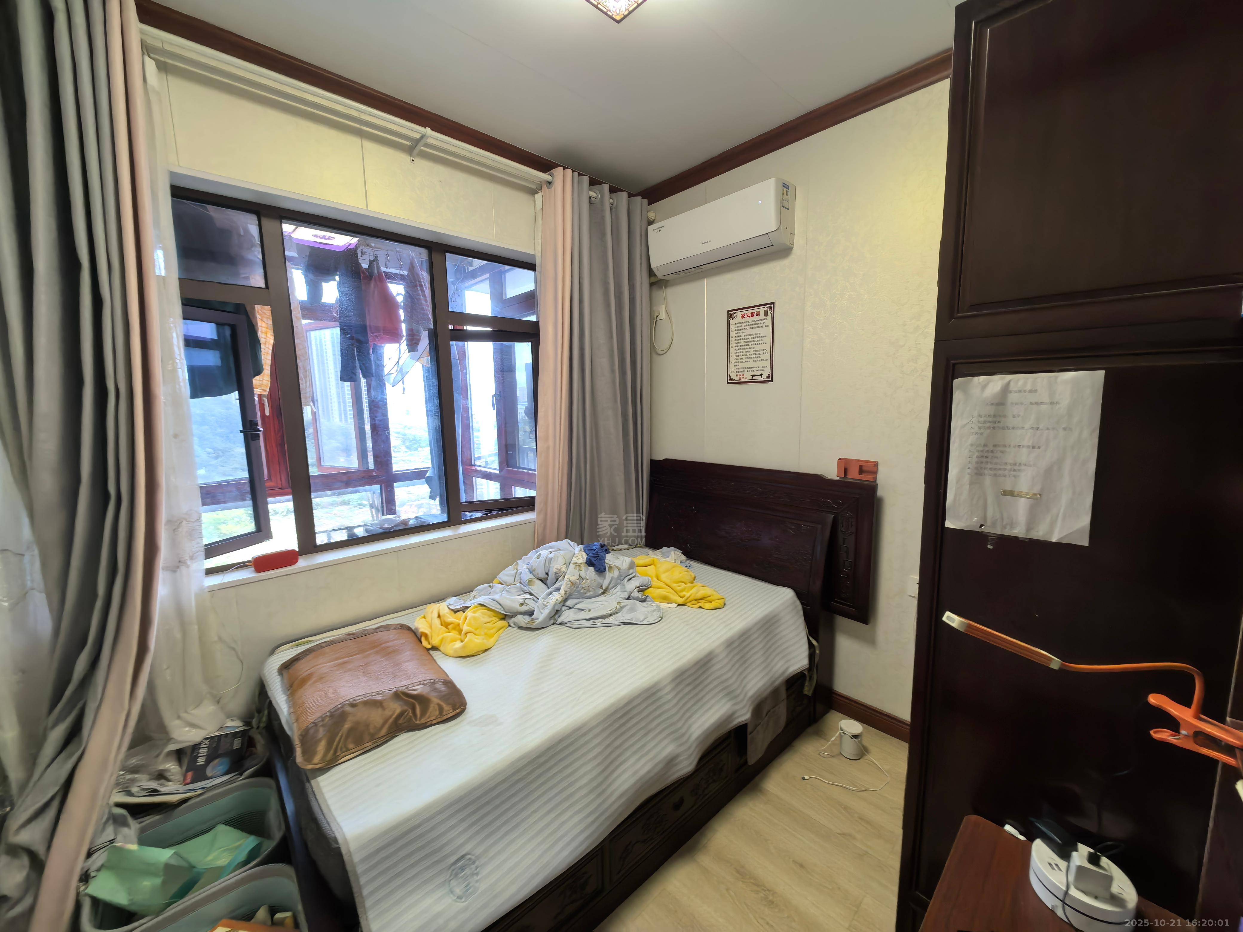 水木十里春风小区 3室2厅2卫 1800.0元/月 水木十里春风小区 3室2厅2卫 1800.0元/月室内图