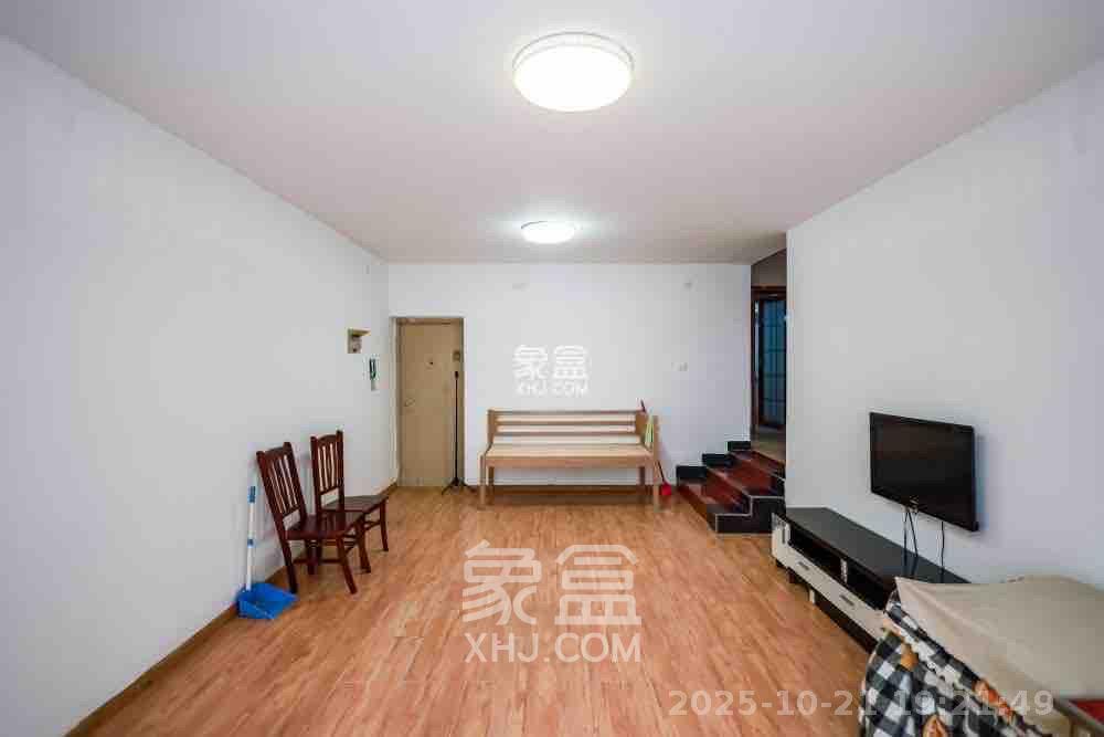 咸嘉新村嘉兴苑  2室2厅1卫    1800.0元/月室内图