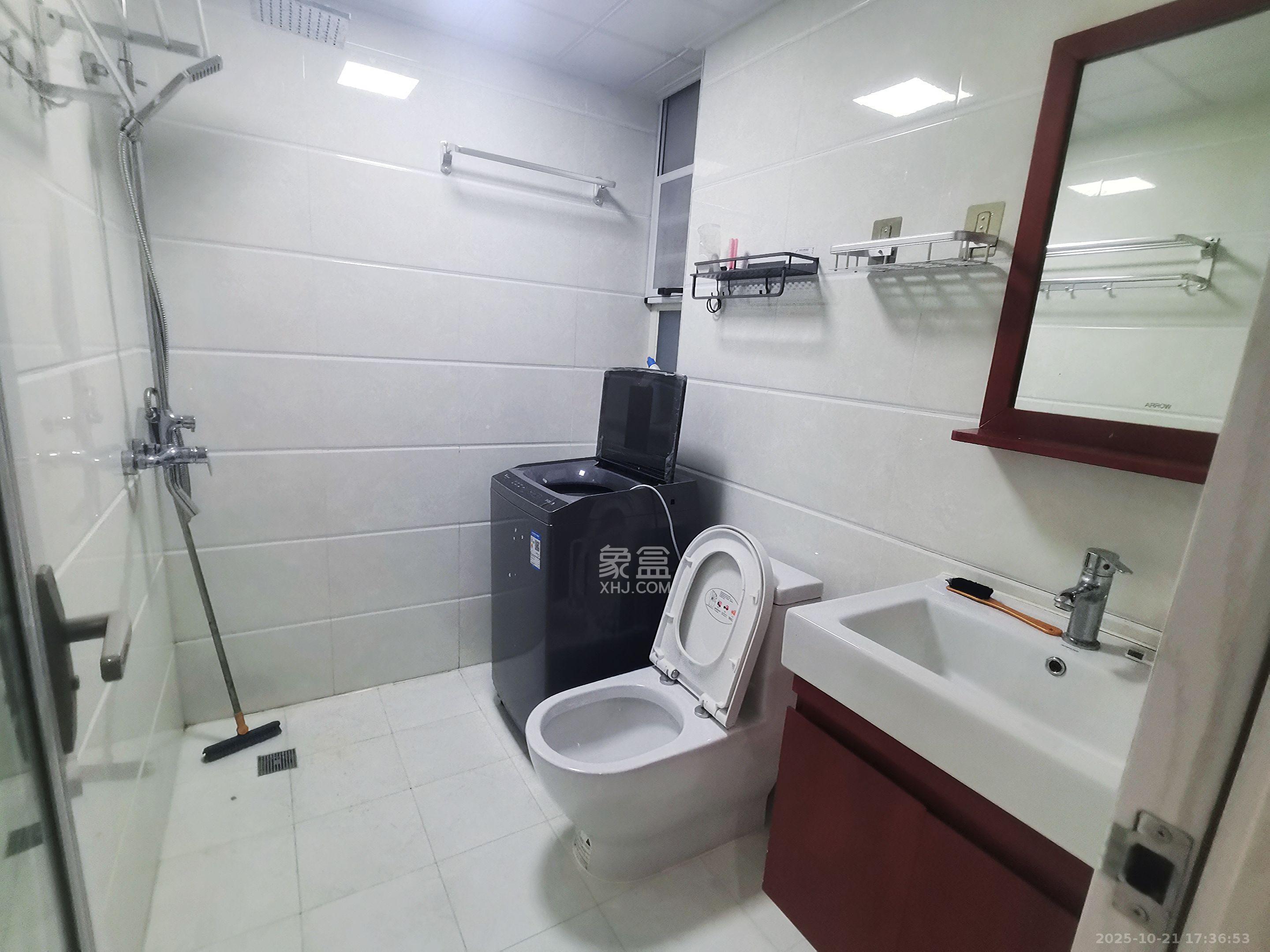 北辰三角洲B2E2区  3室2厅2卫    4300.0元/月 北辰三角洲B2E2区  3室2厅2卫    4300.0元/月室内图