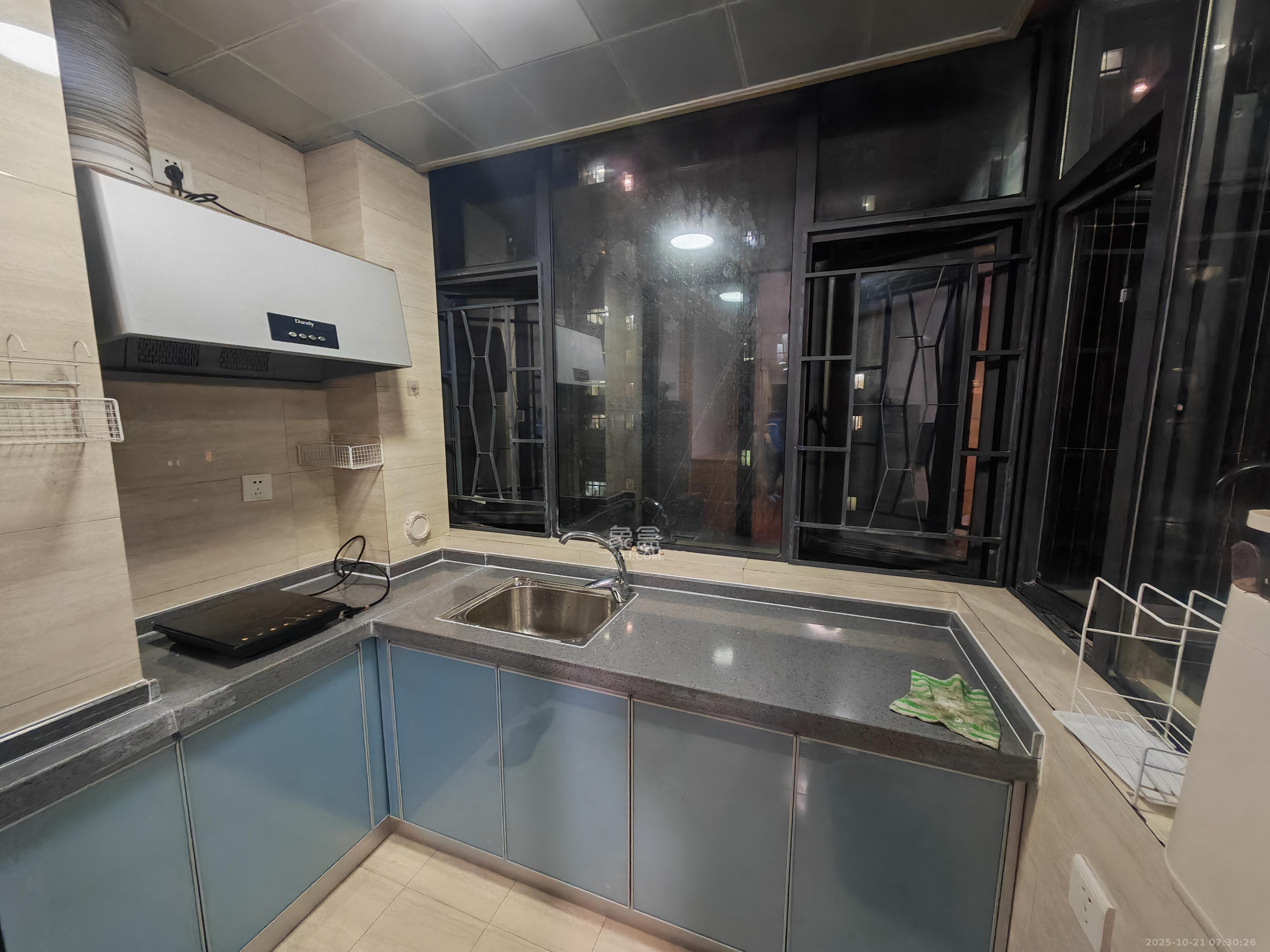 锦湘国际星城三期（锦绣苑）  1室1厅1卫    1600.0元/月室内图