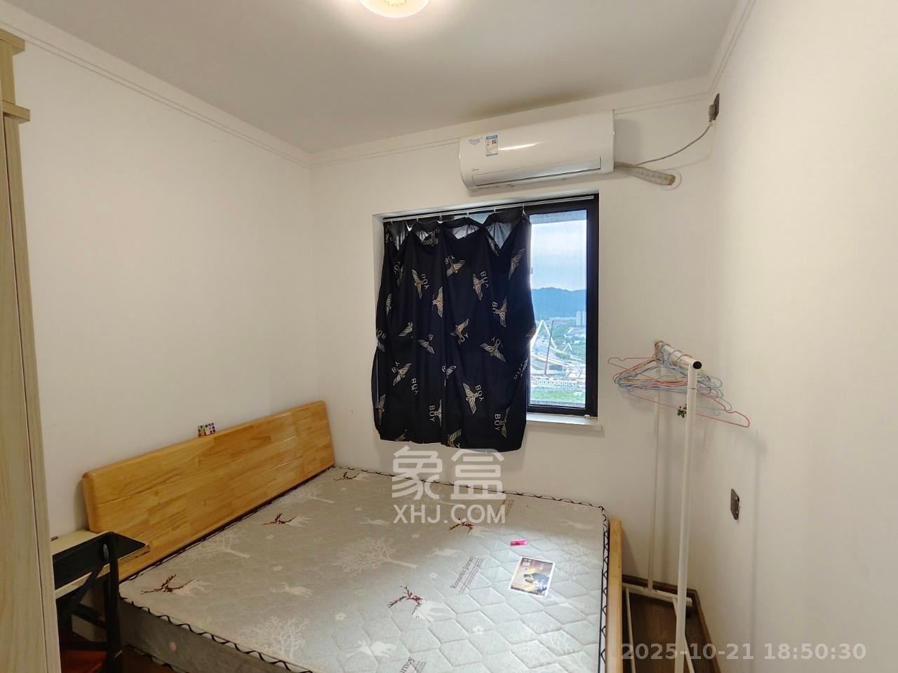 招商华发依云曦城  1室0厅0卫    2600.0元/月 招商华发依云曦城  1室0厅0卫    2600.0元/月室内图